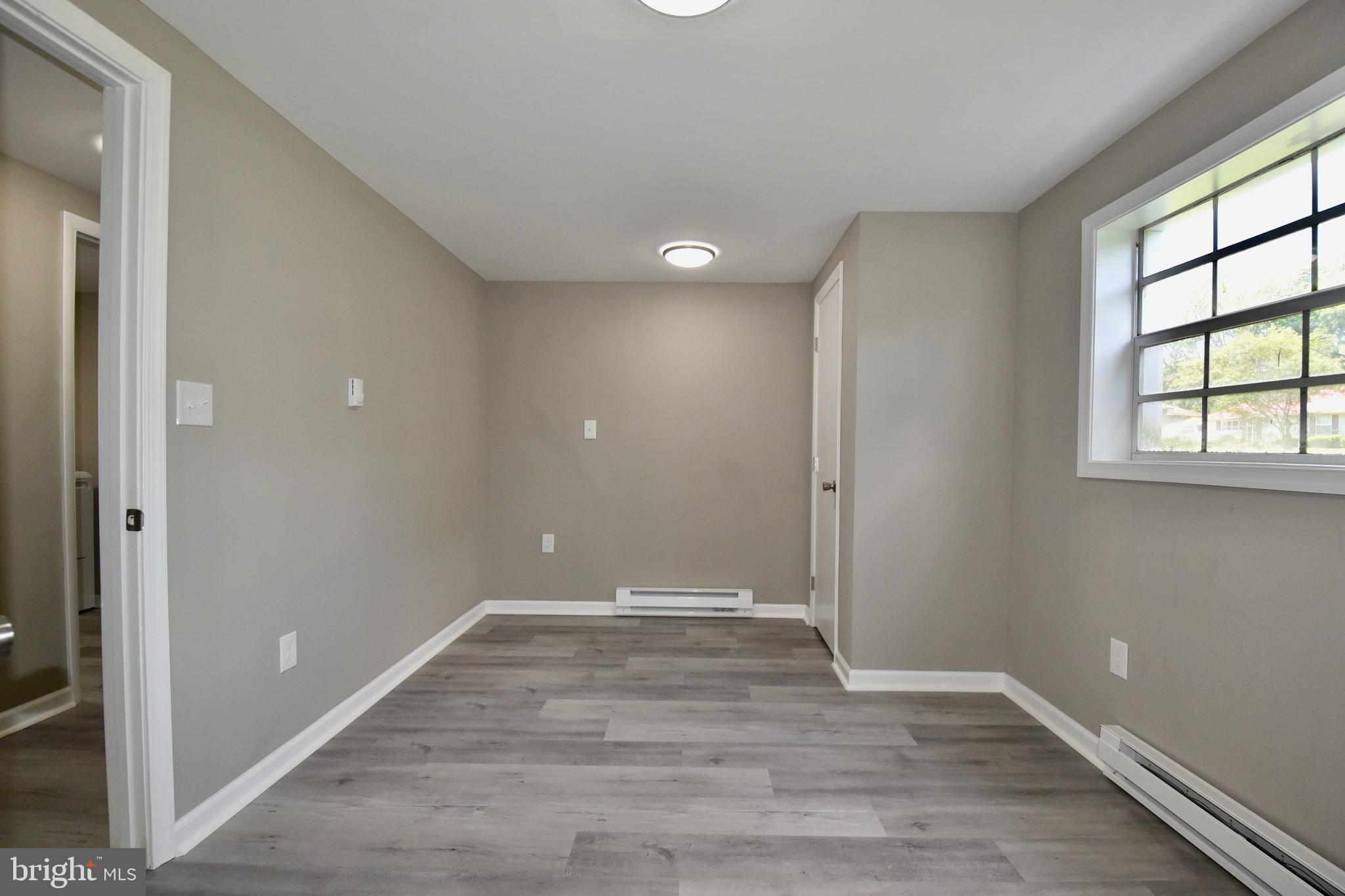 EASTON - Residential