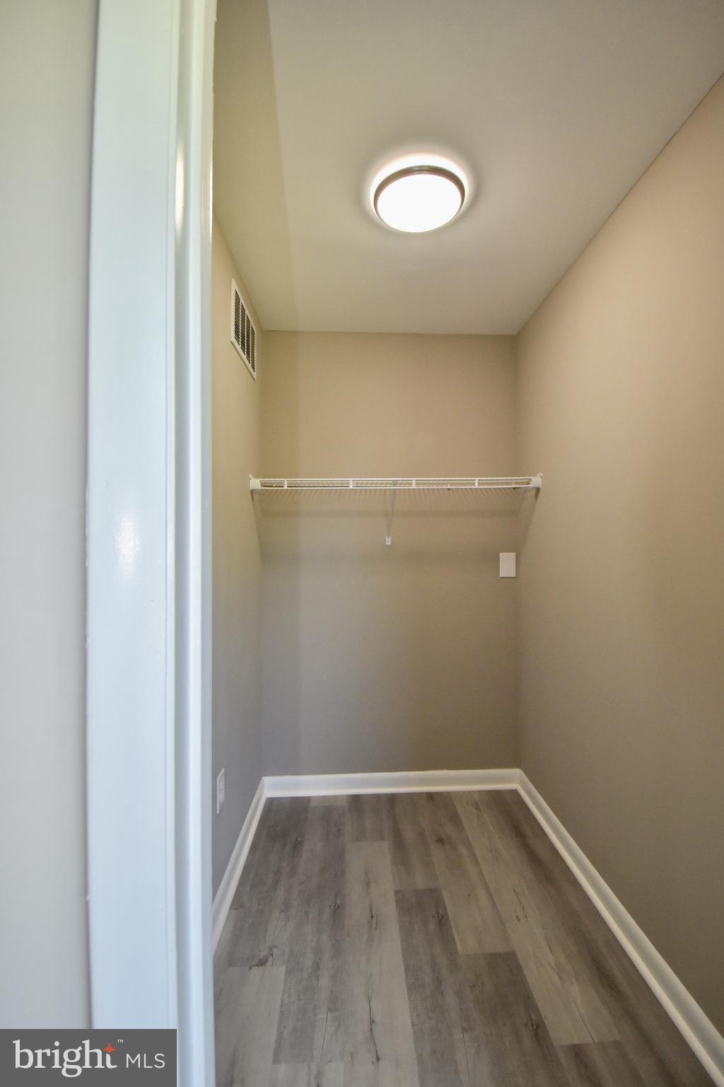 EASTON - Residential