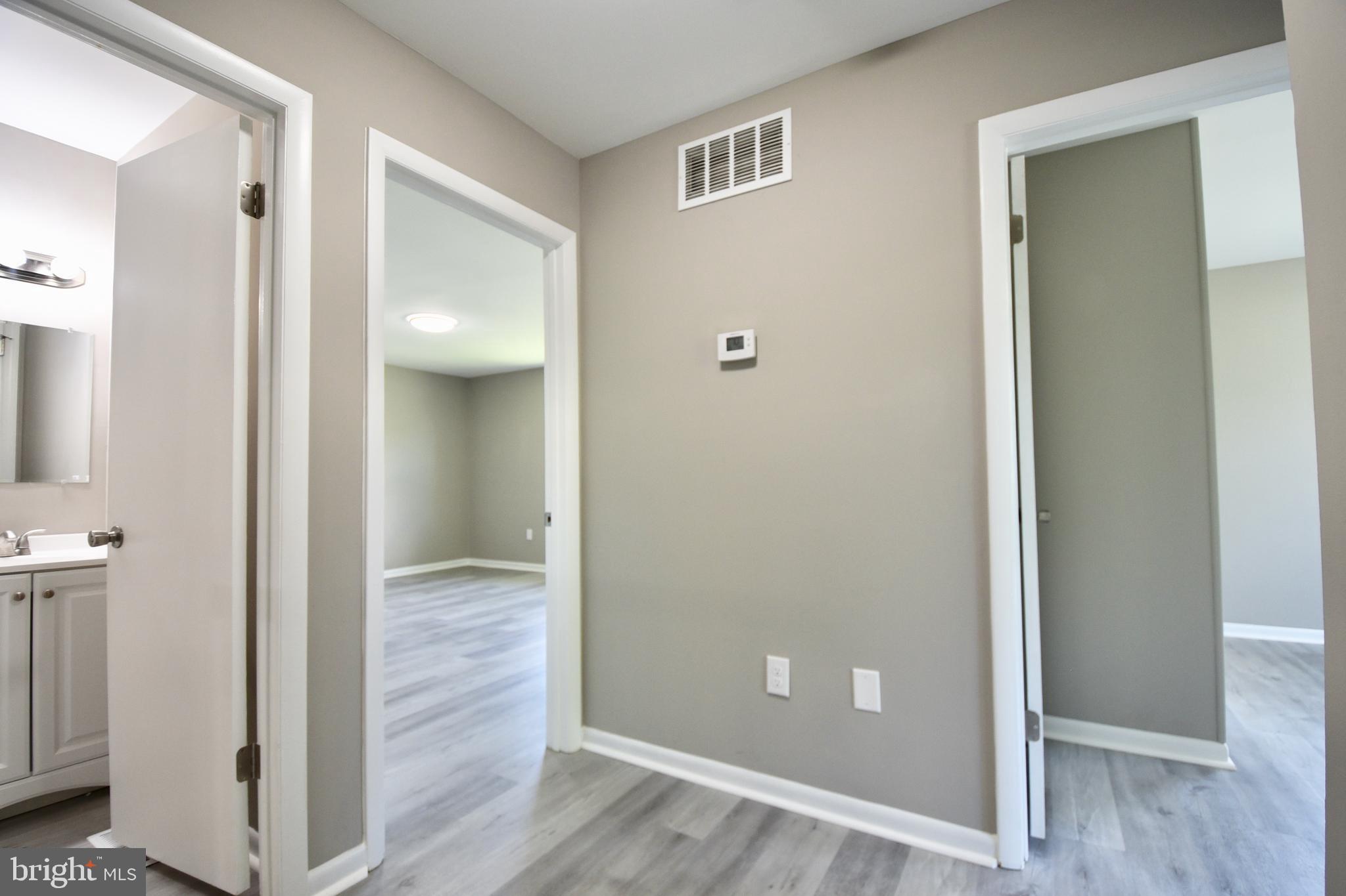 EASTON - Residential