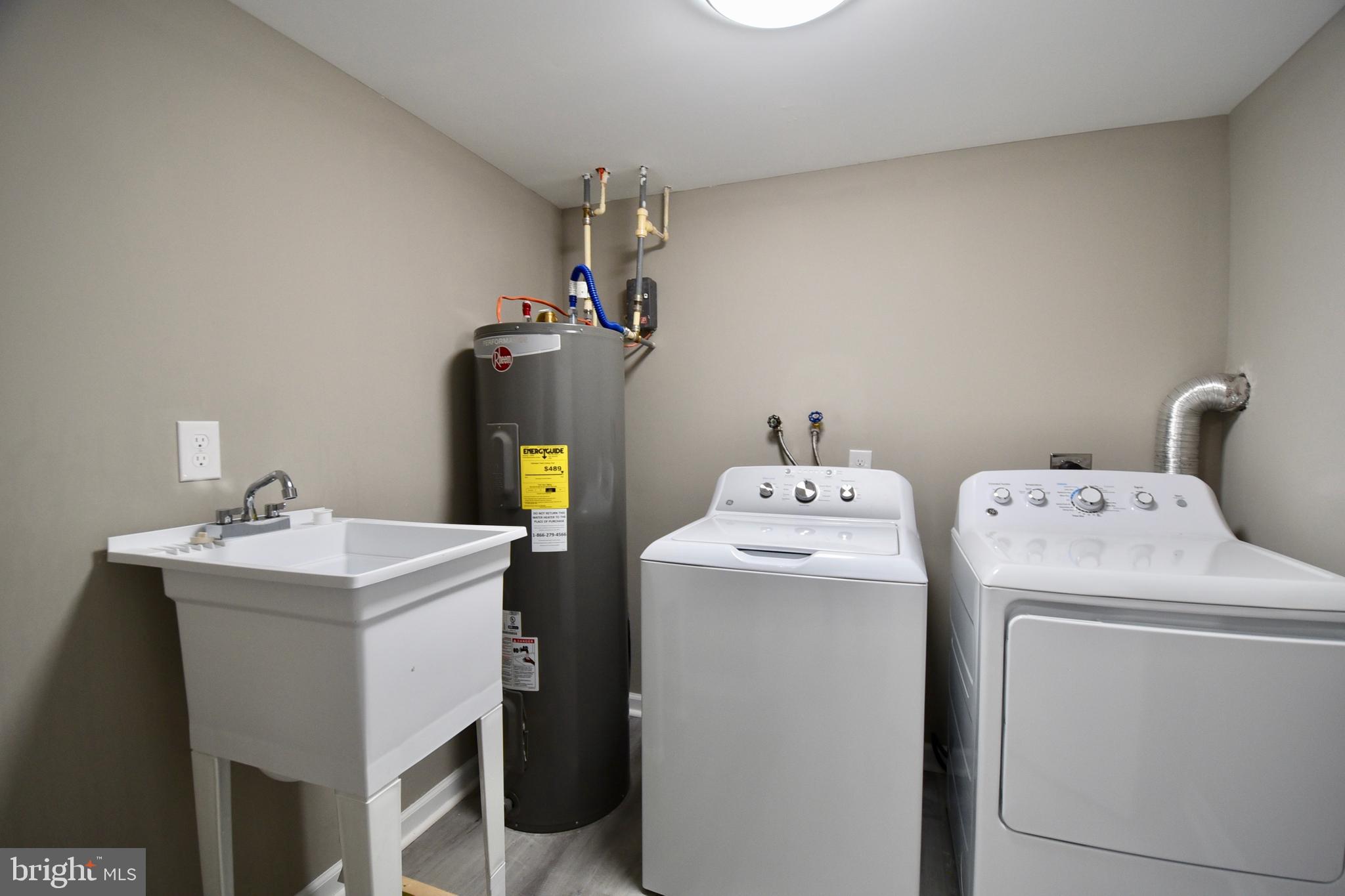 EASTON - Residential