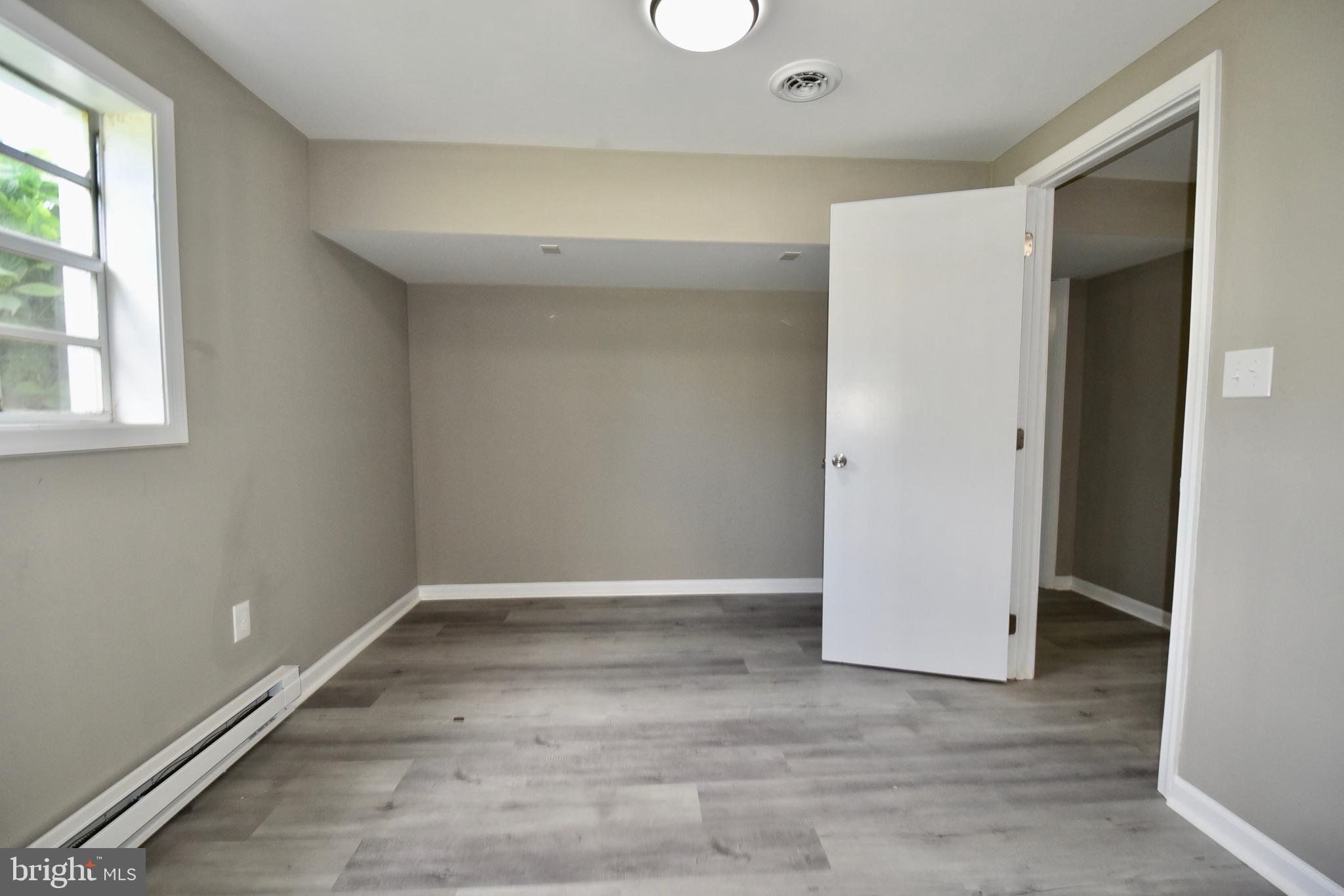 EASTON - Residential