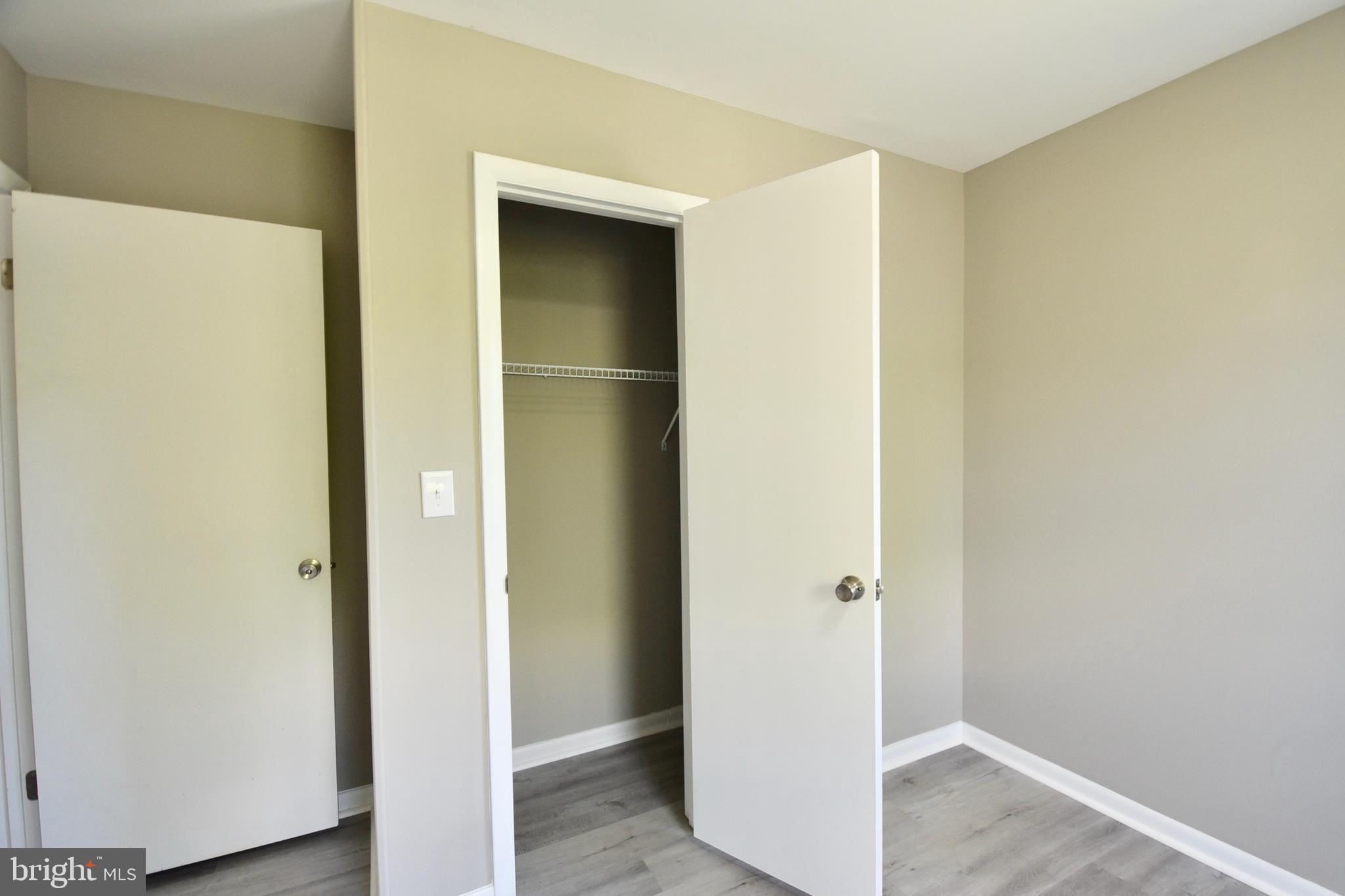 EASTON - Residential