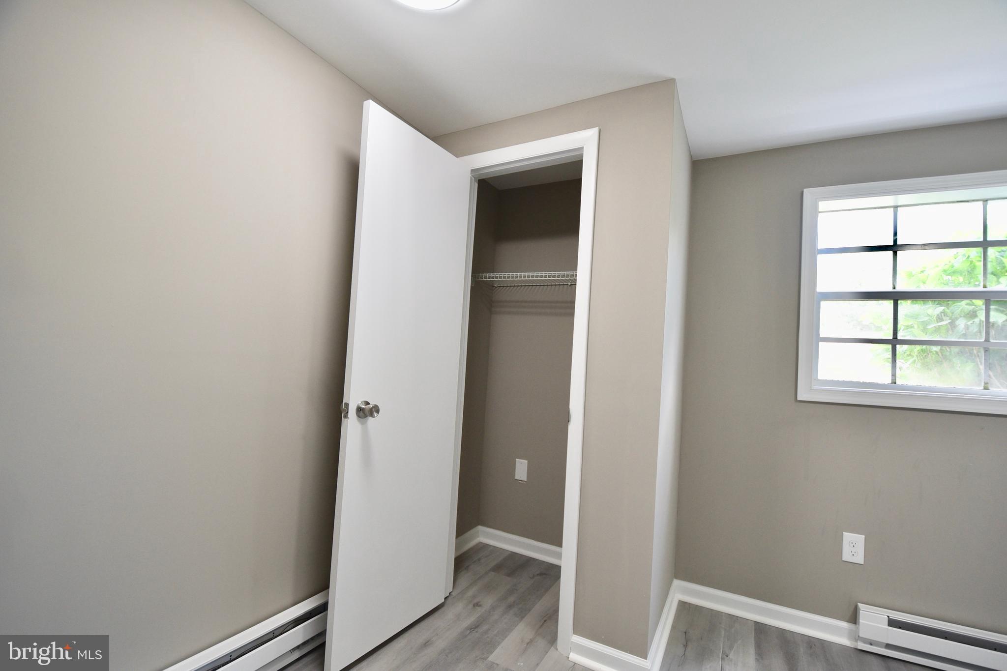 EASTON - Residential