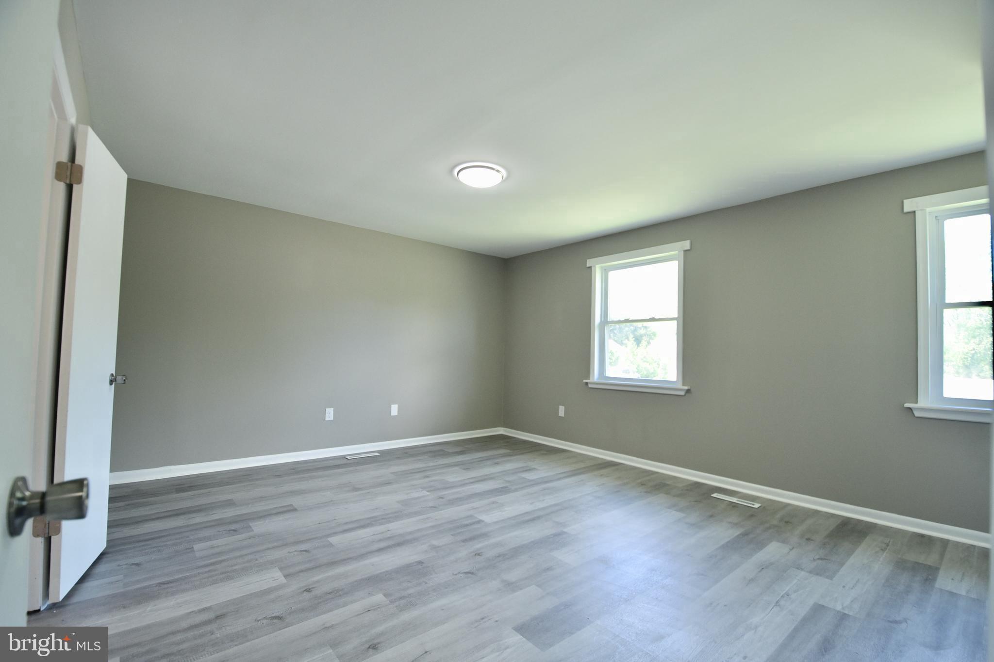 EASTON - Residential