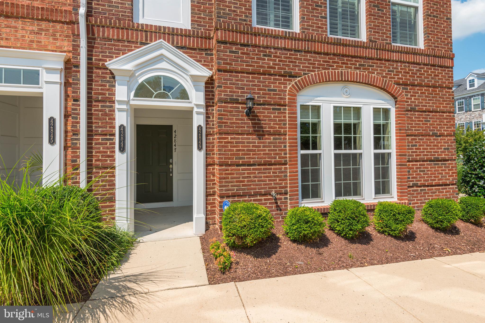 GOOSE CREEK VILLAGE - Residential Lease