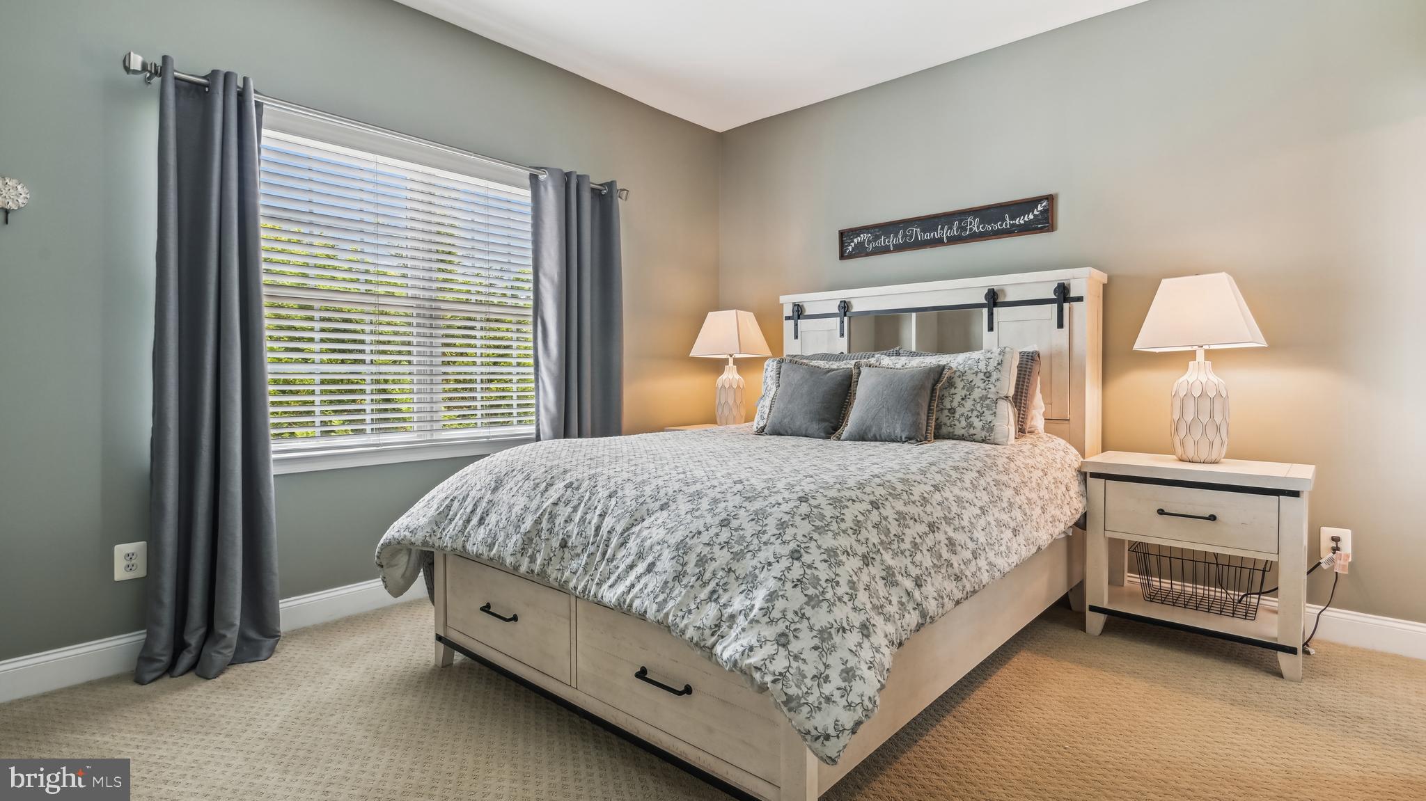 CEDAR HUNT - Residential