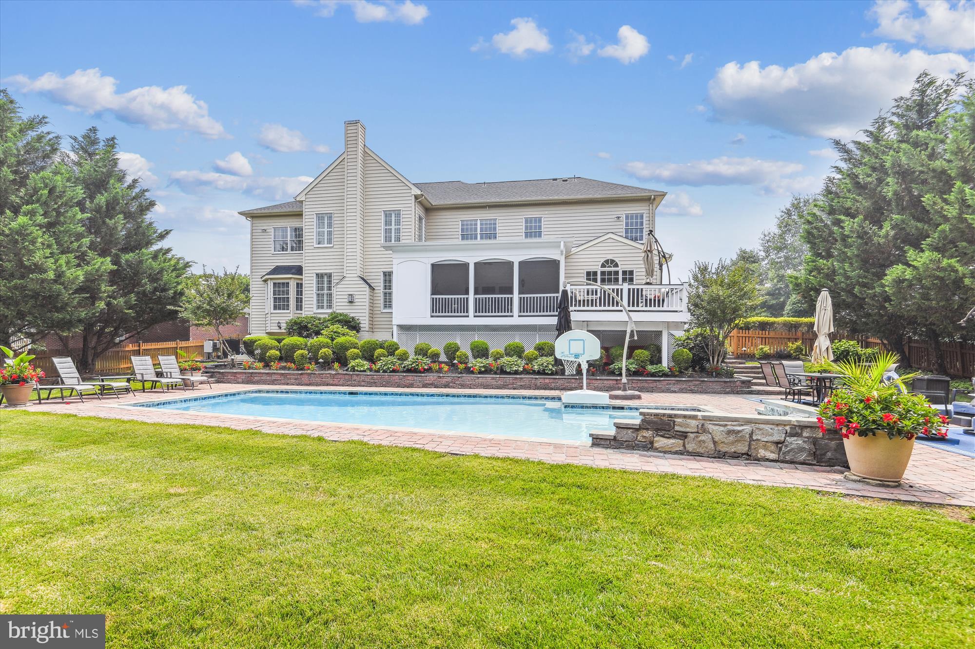 CEDAR HUNT - Residential