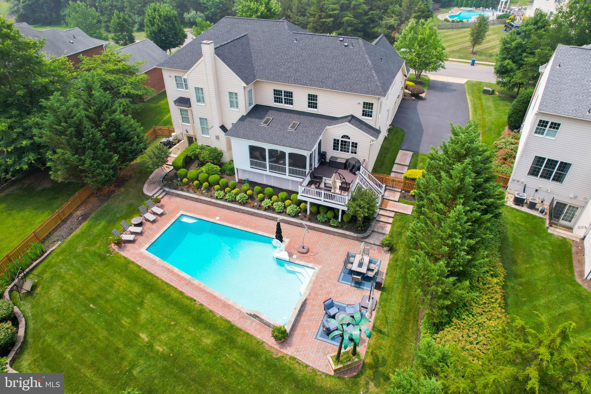 CEDAR HUNT - Residential