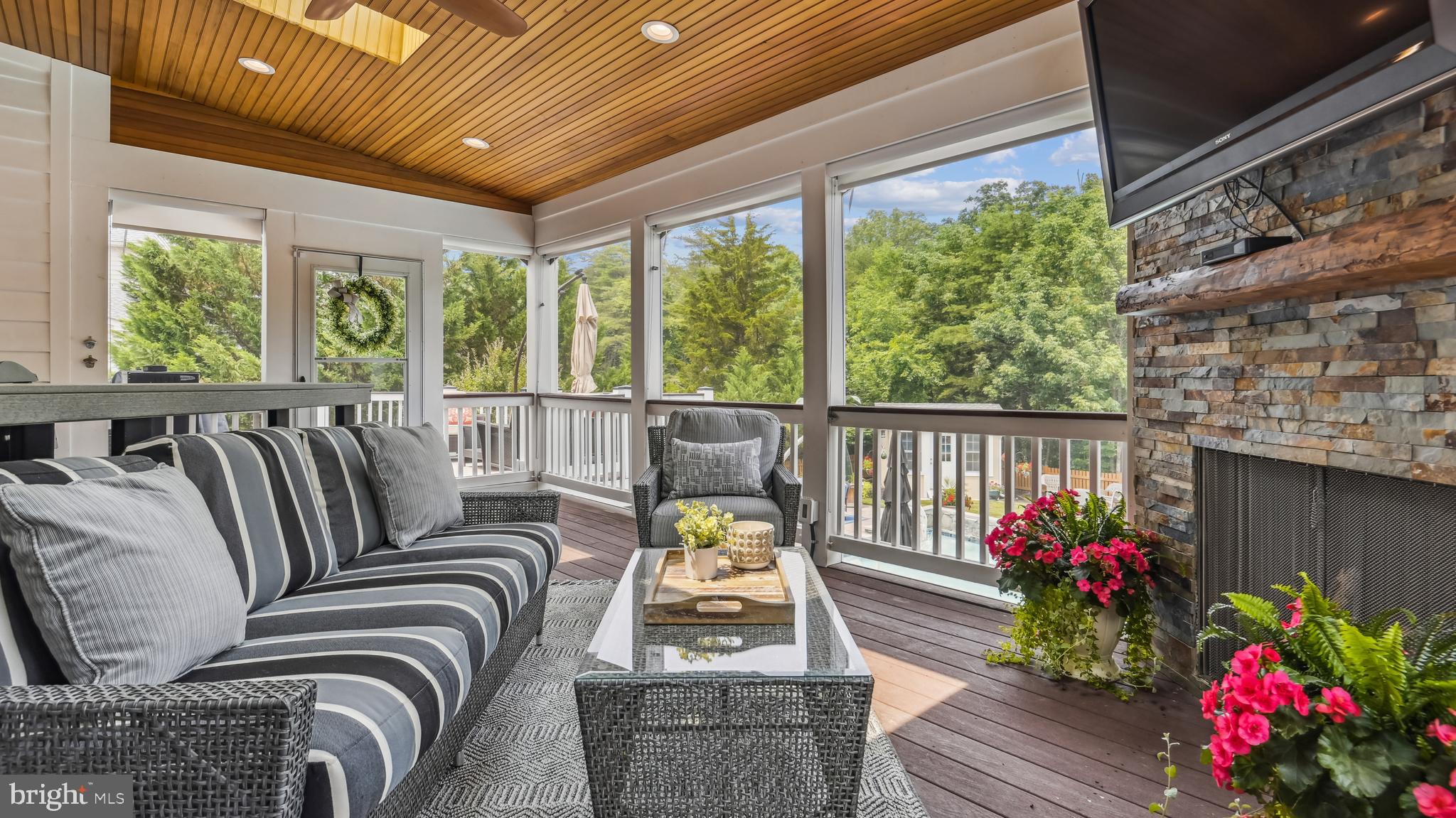 CEDAR HUNT - Residential