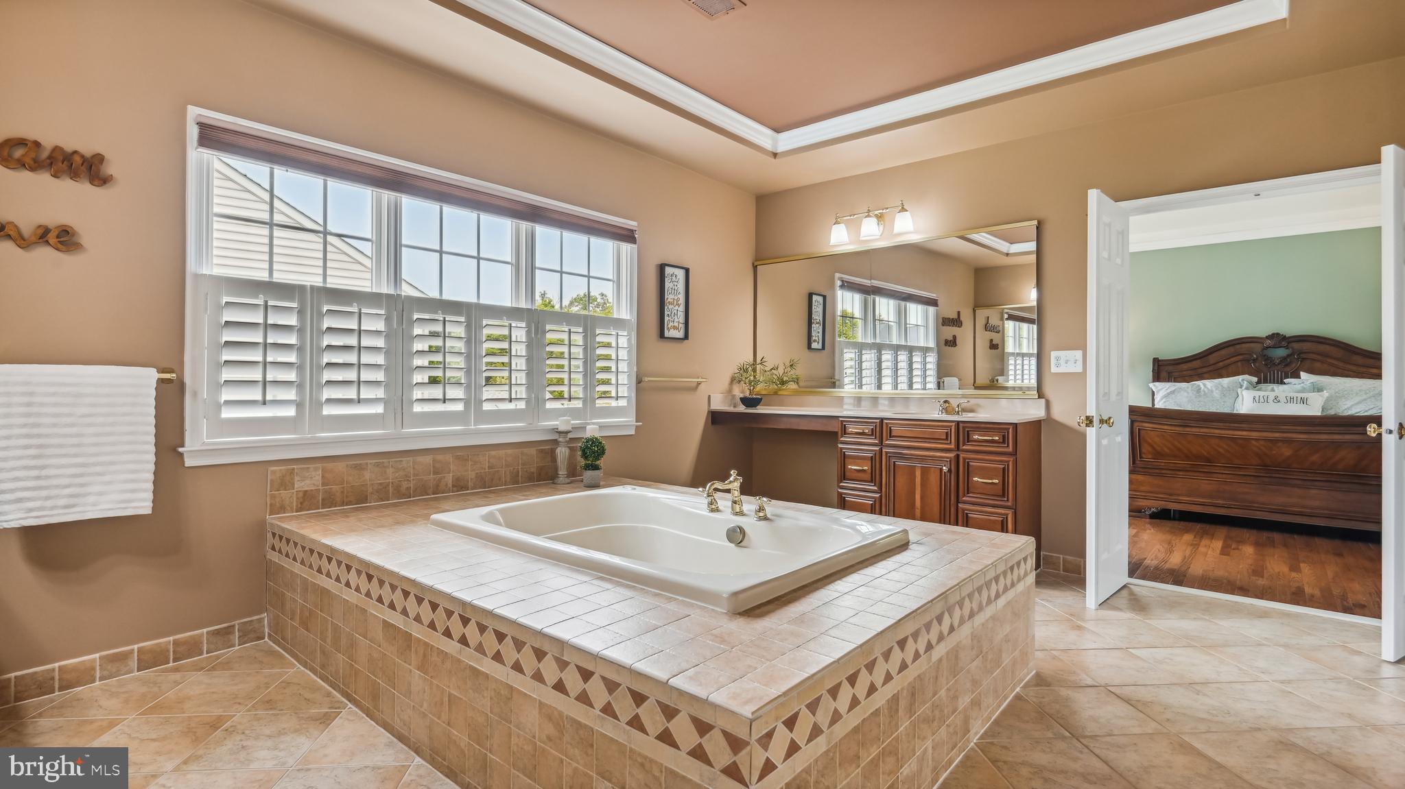 CEDAR HUNT - Residential