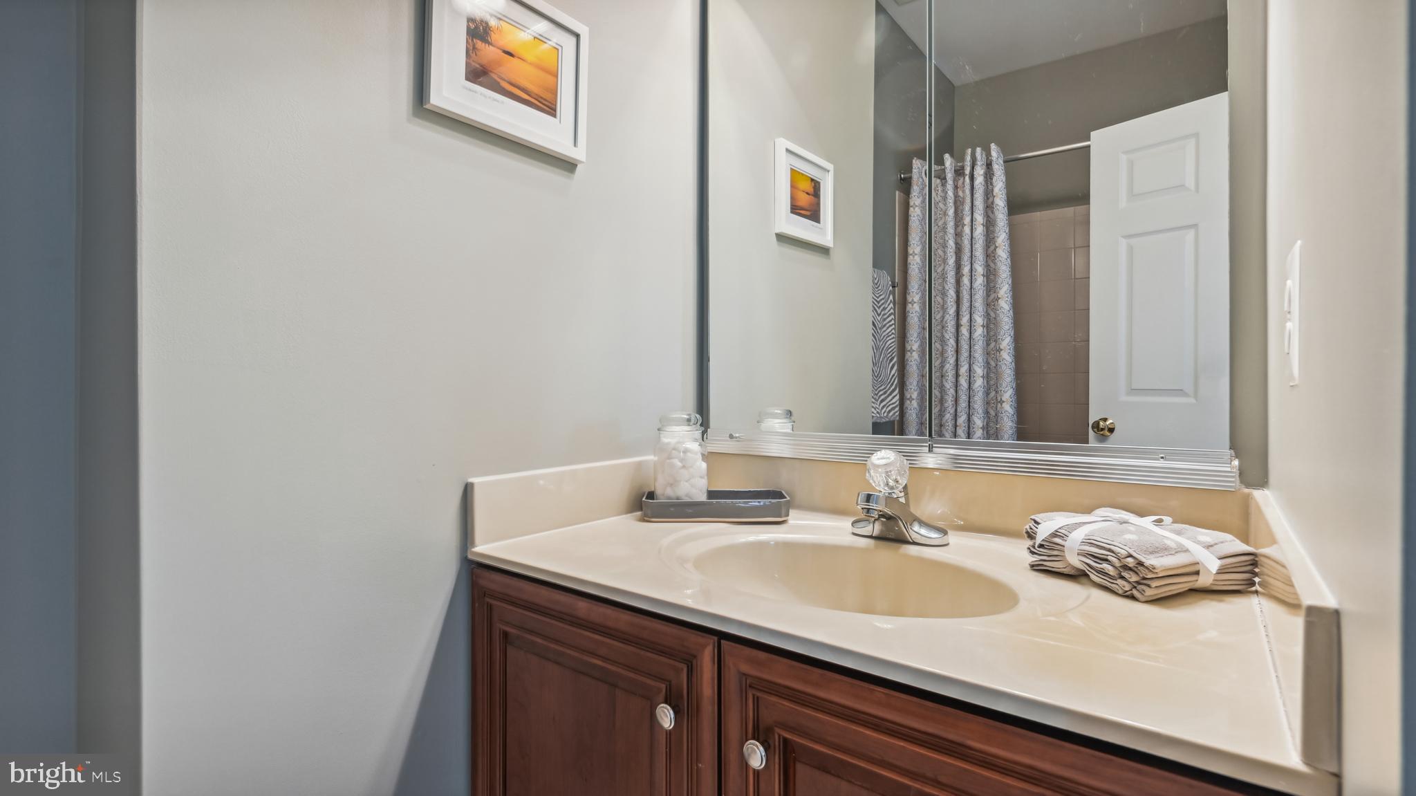 CEDAR HUNT - Residential