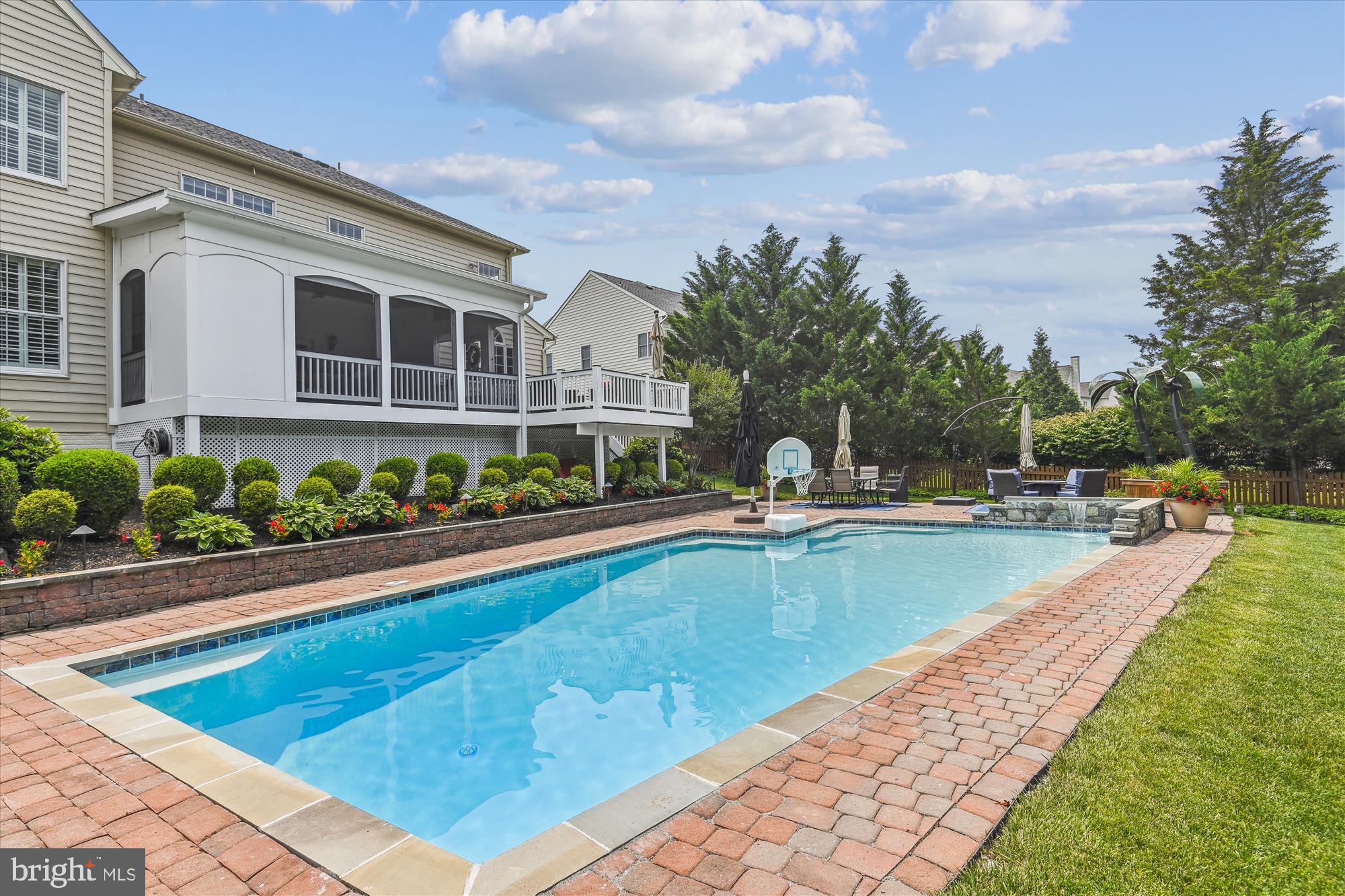 CEDAR HUNT - Residential