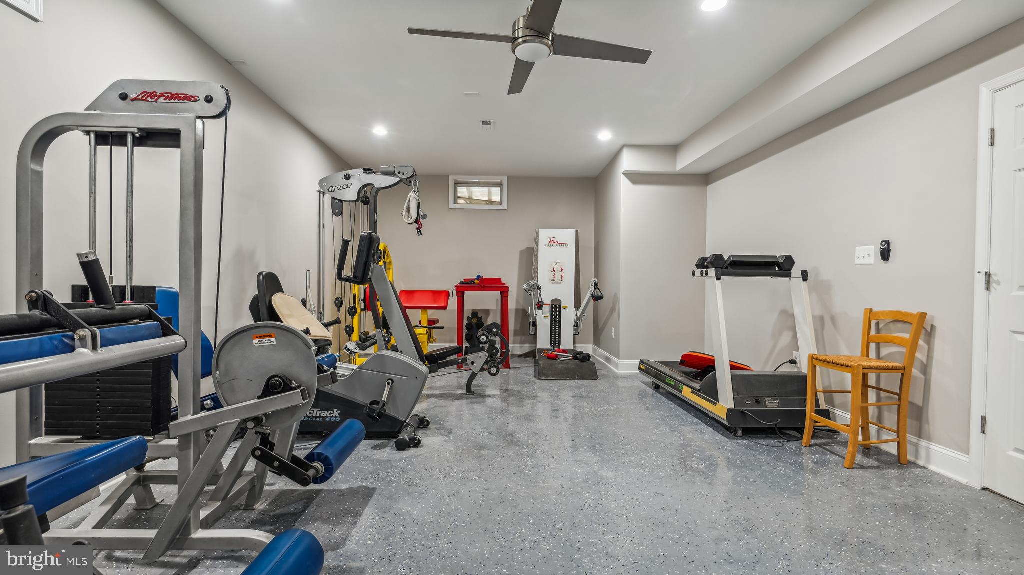 CEDAR HUNT - Residential