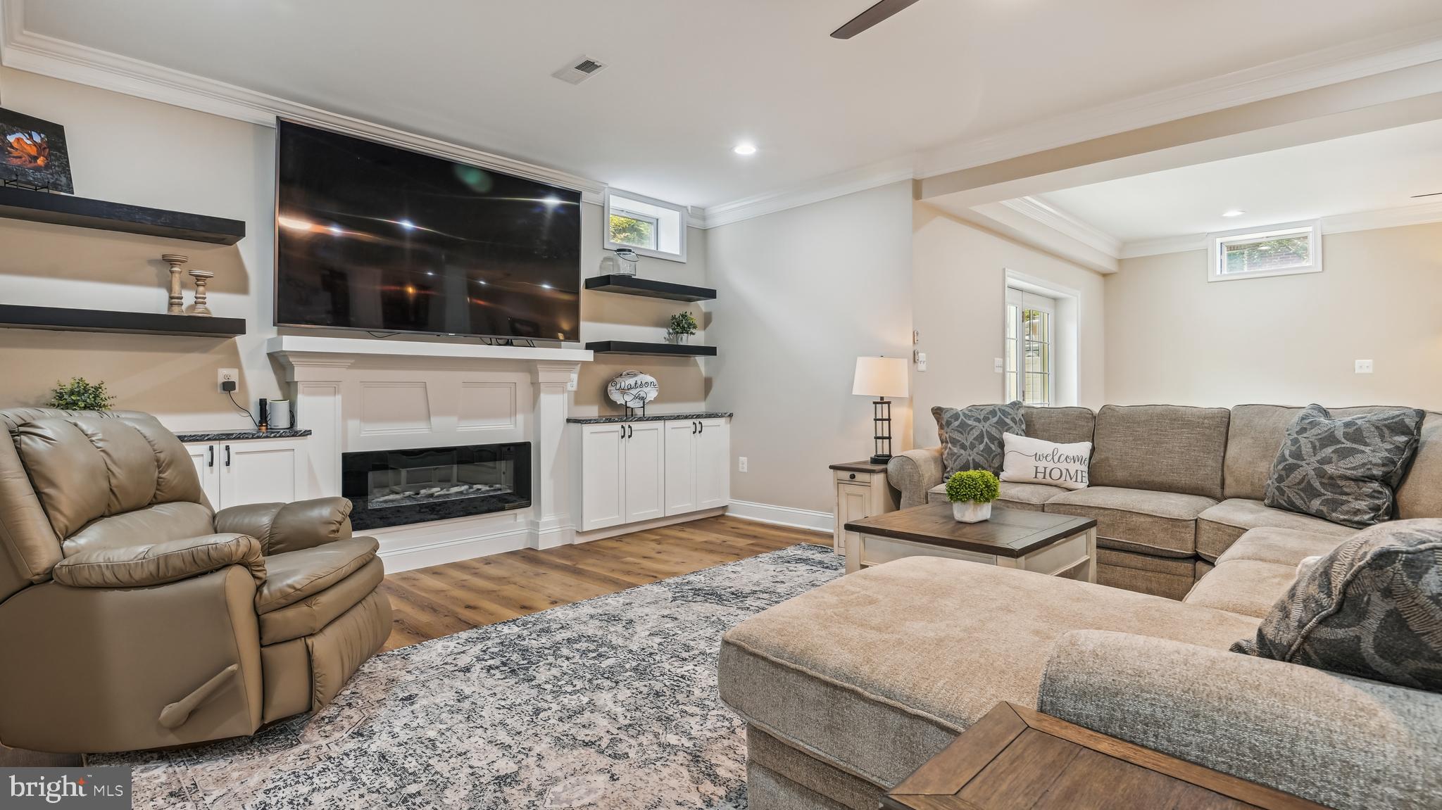 CEDAR HUNT - Residential