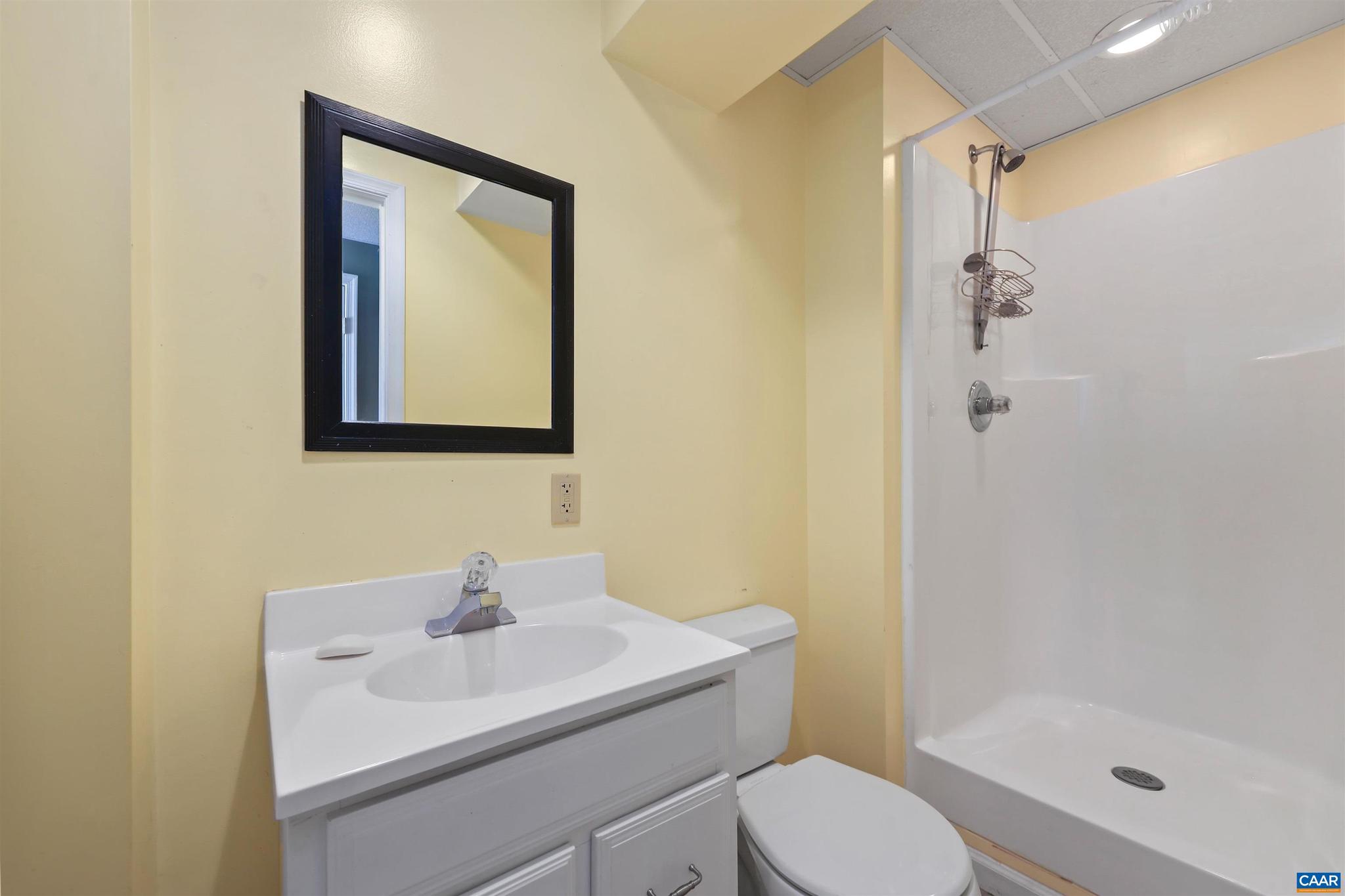 STONEHENGE - Residential