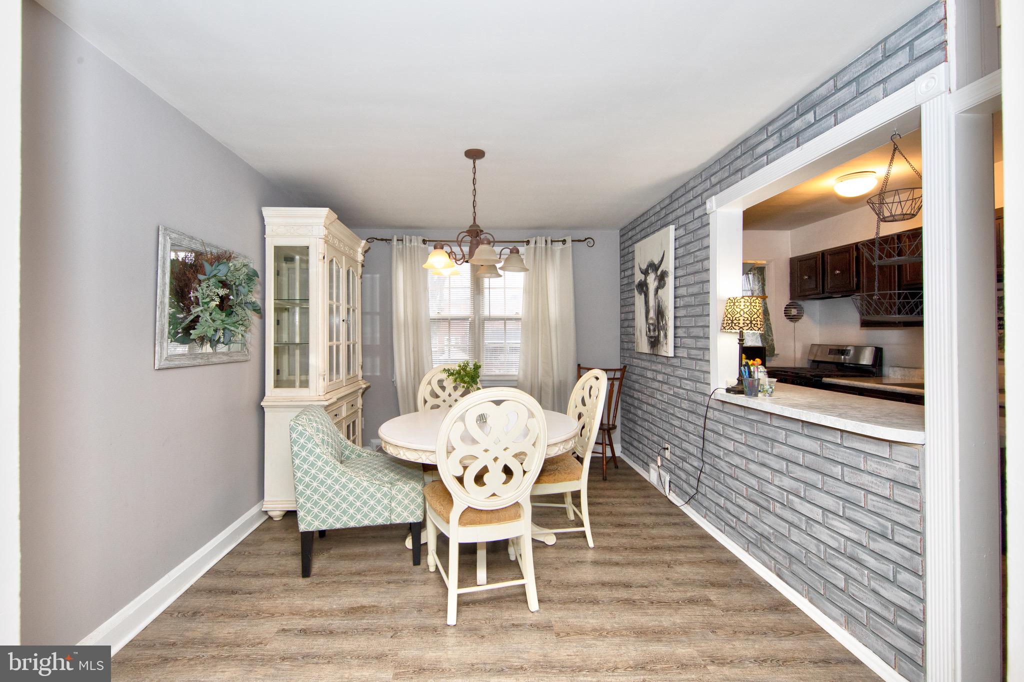 RIDGELEIGH - Residential