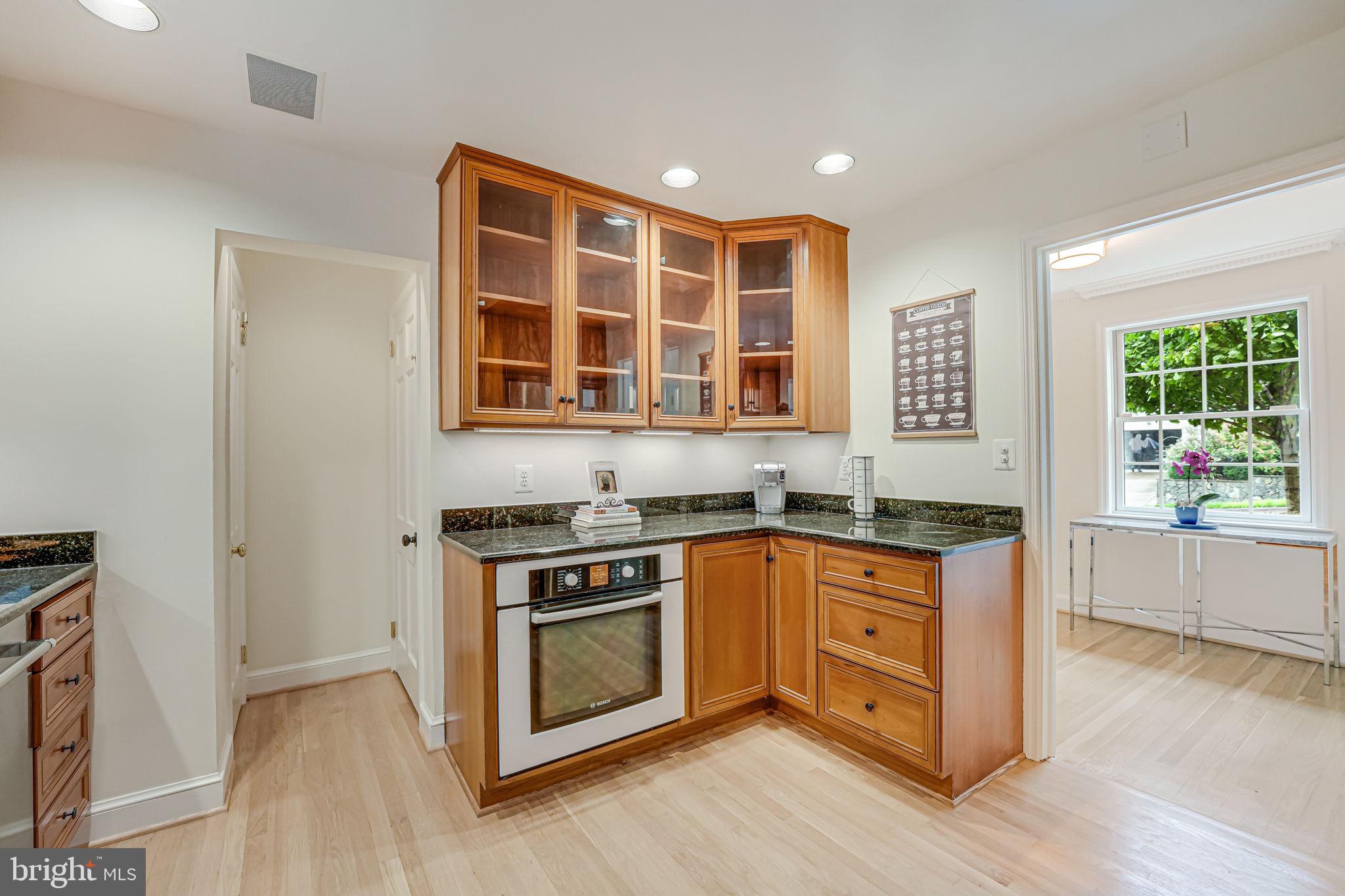 BROYHILL FOREST - Residential