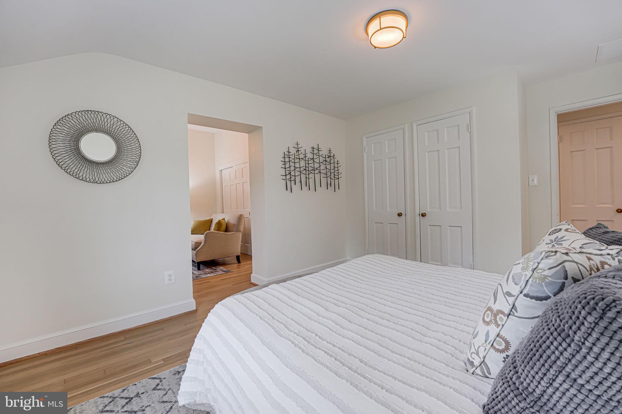 BROYHILL FOREST - Residential