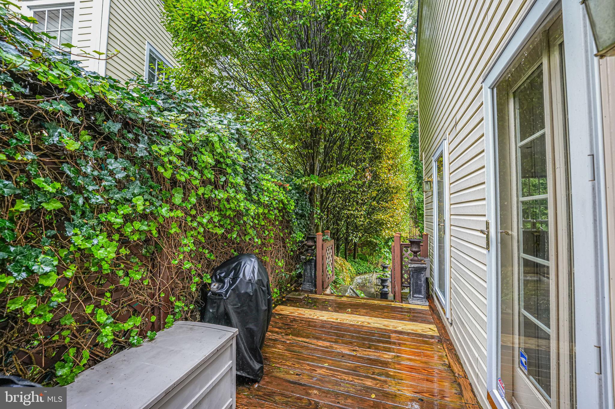 BROYHILL FOREST - Residential