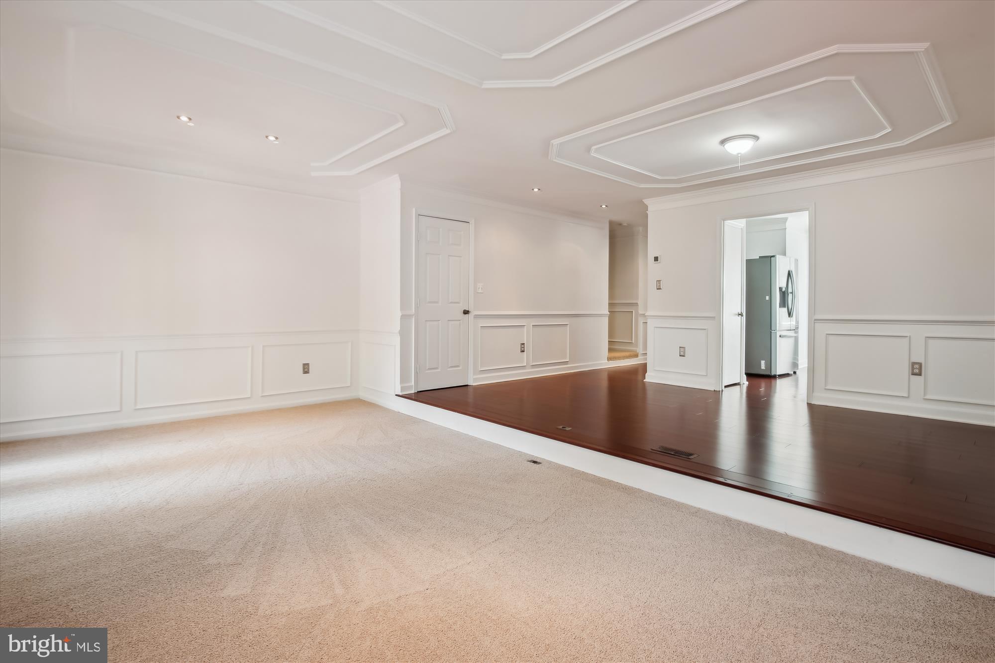 TOWNES OF GREENBRIAR - Residential