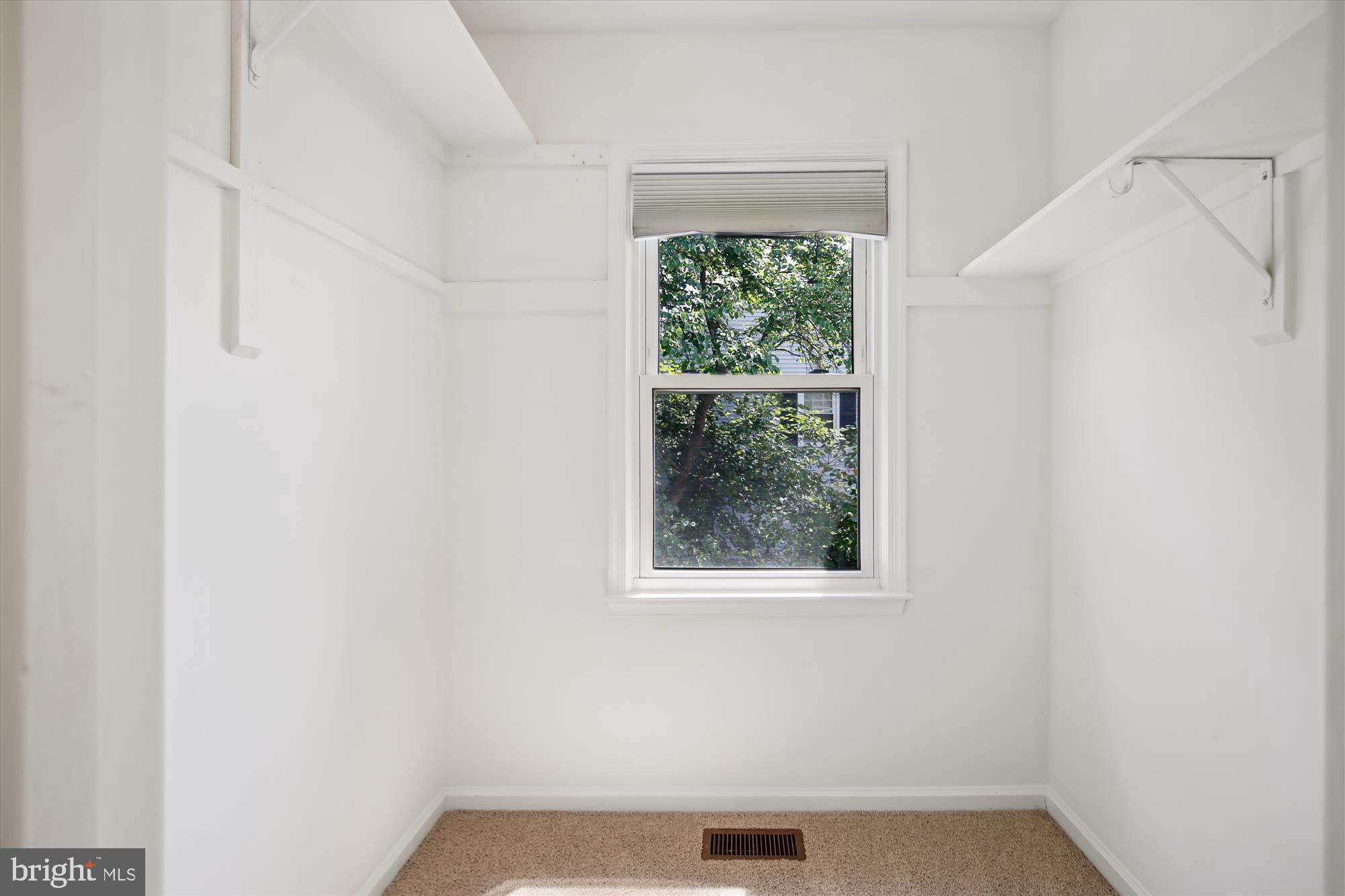 TOWNES OF GREENBRIAR - Residential