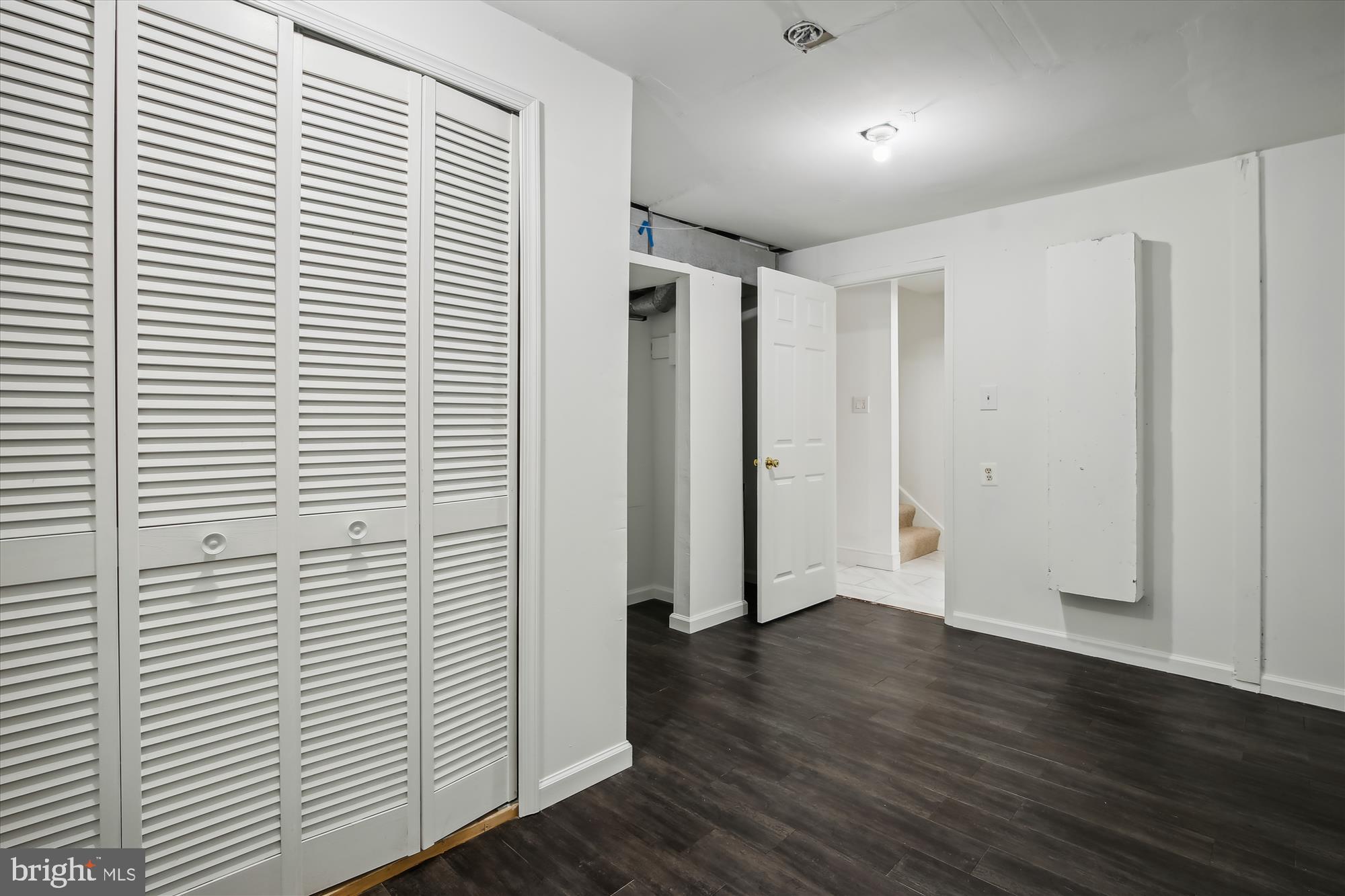 TOWNES OF GREENBRIAR - Residential