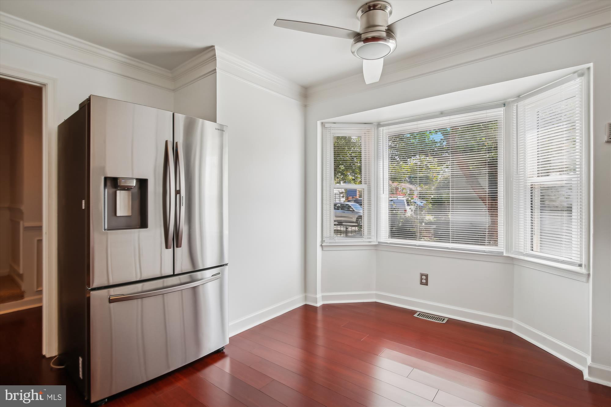 TOWNES OF GREENBRIAR - Residential