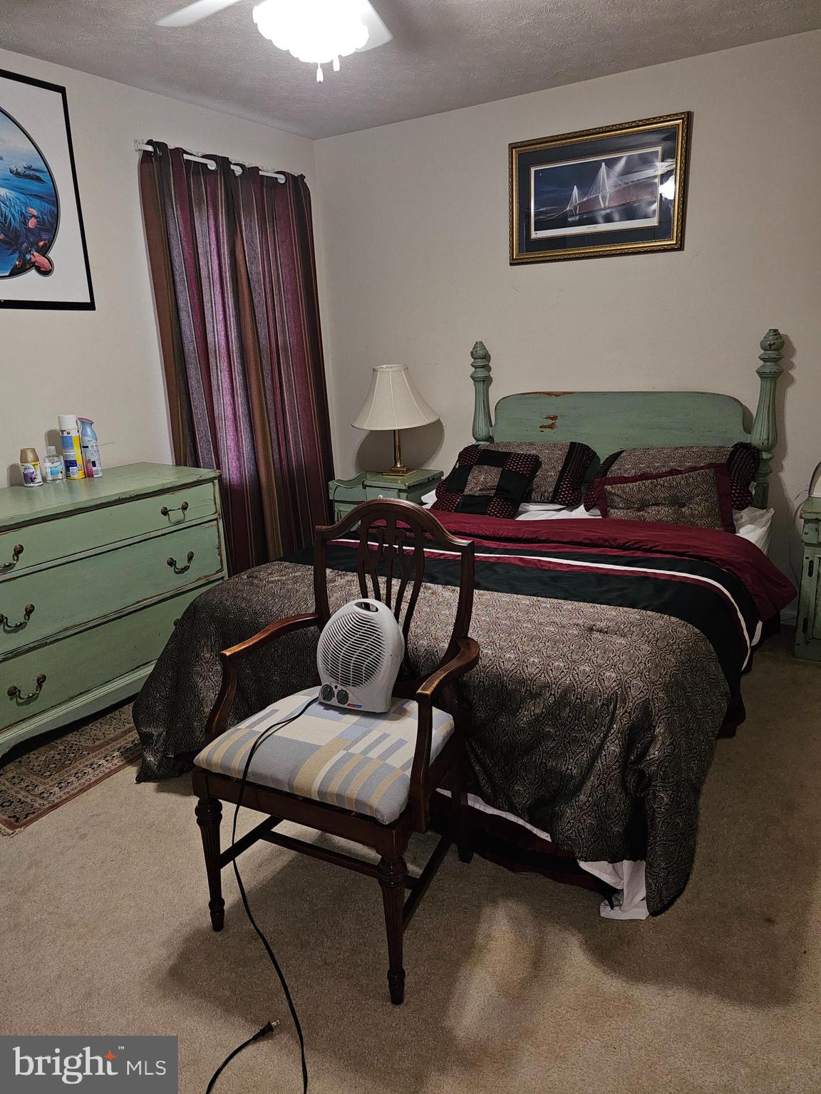 HAPPY CREEK KNOLLS - Residential Lease