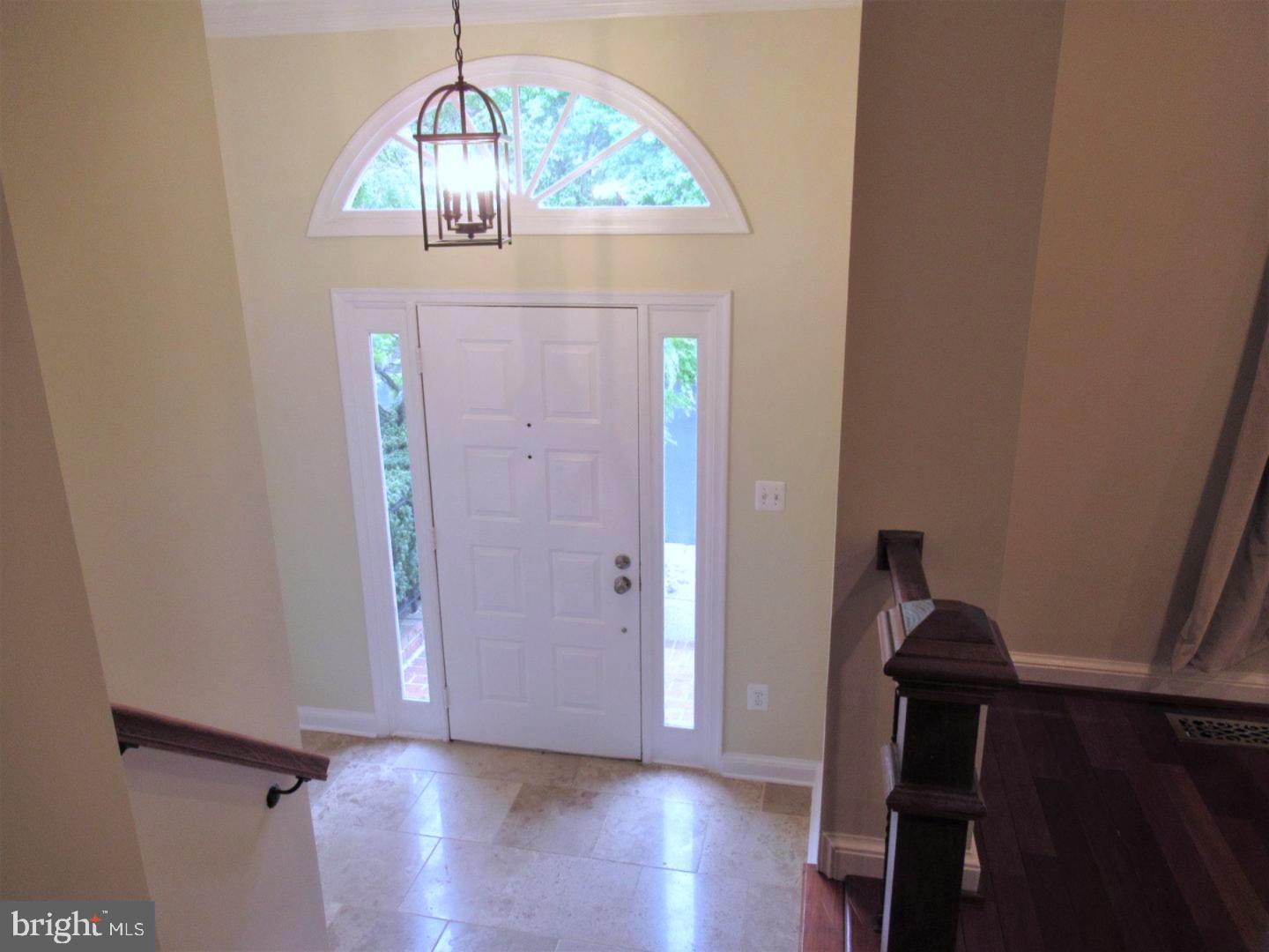 1433 MCLEAN MEWS COURT