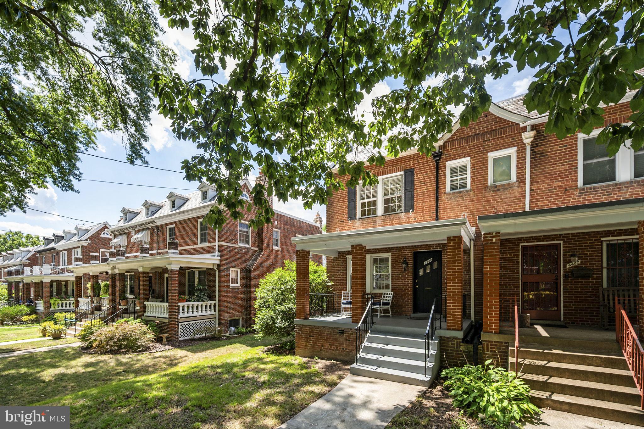 4430 14TH STREET NE
