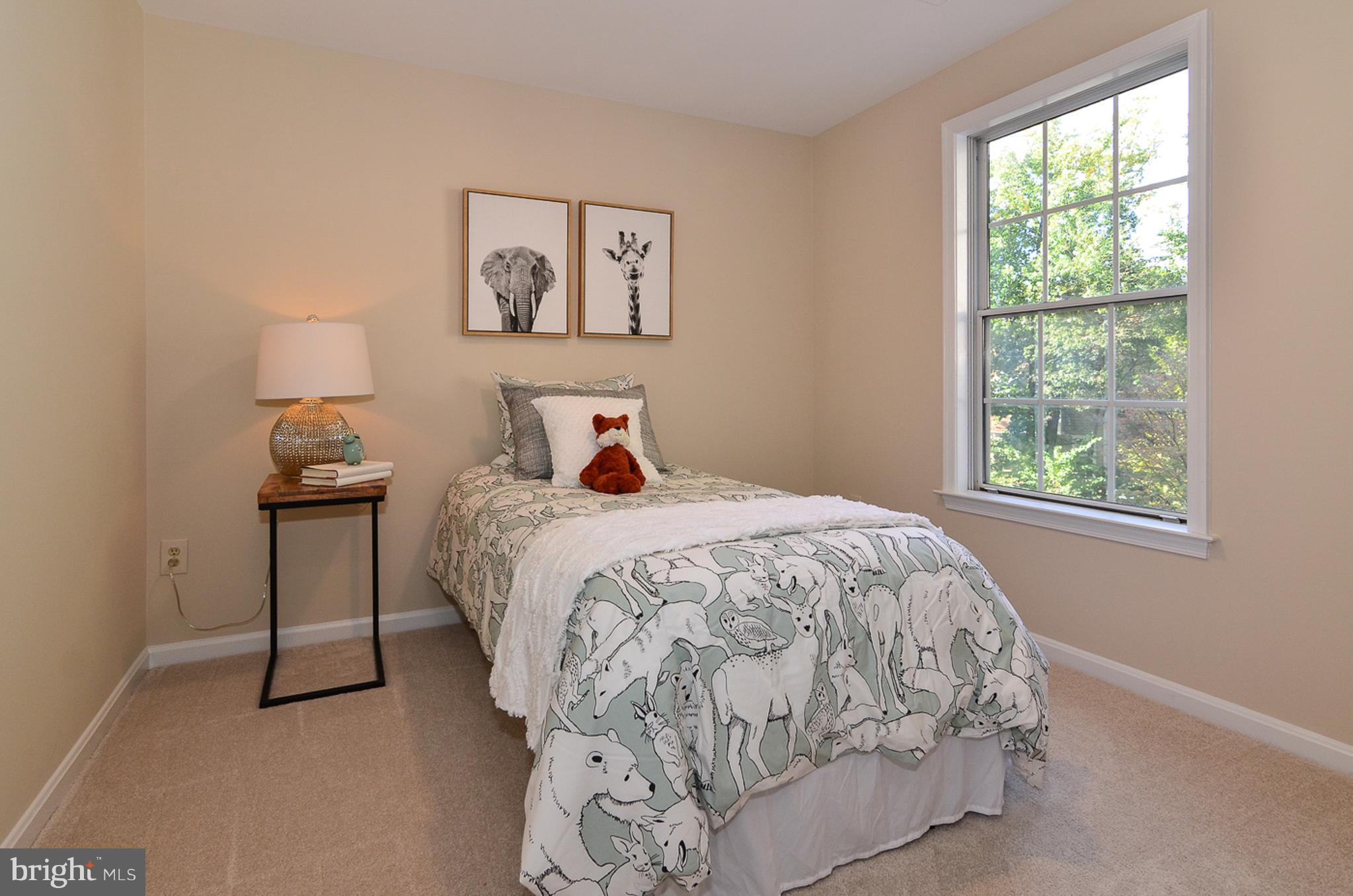 RESTON - Residential