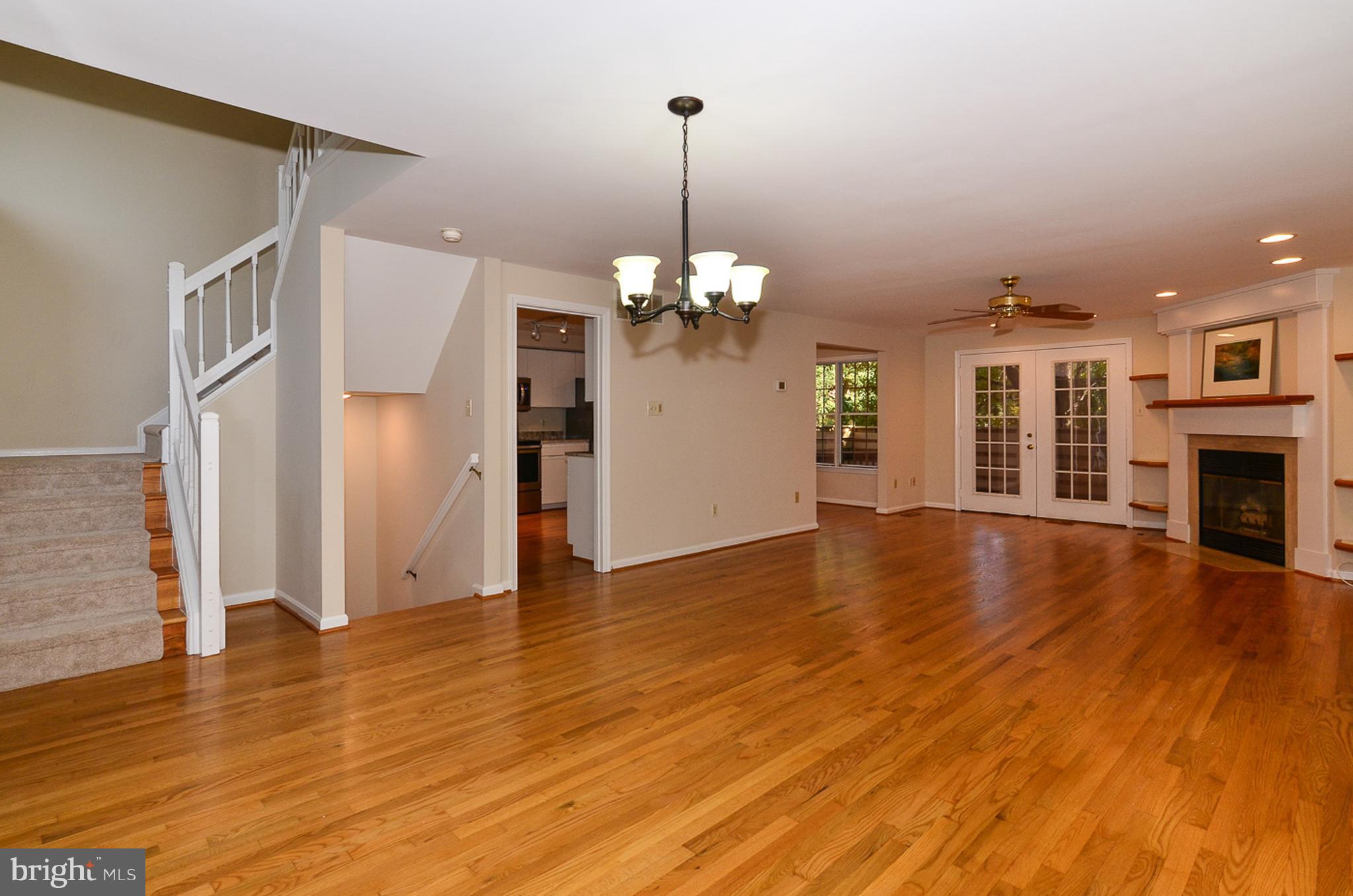 RESTON - Residential