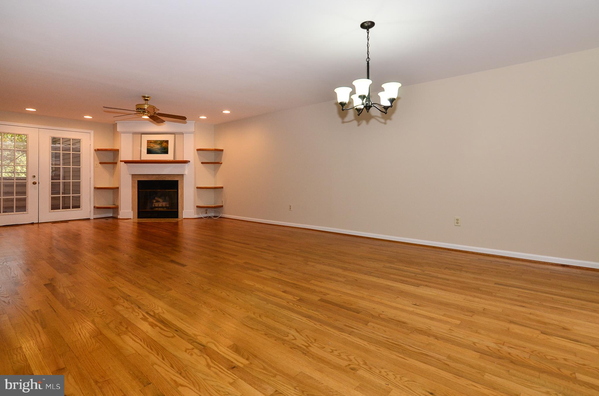 RESTON - Residential