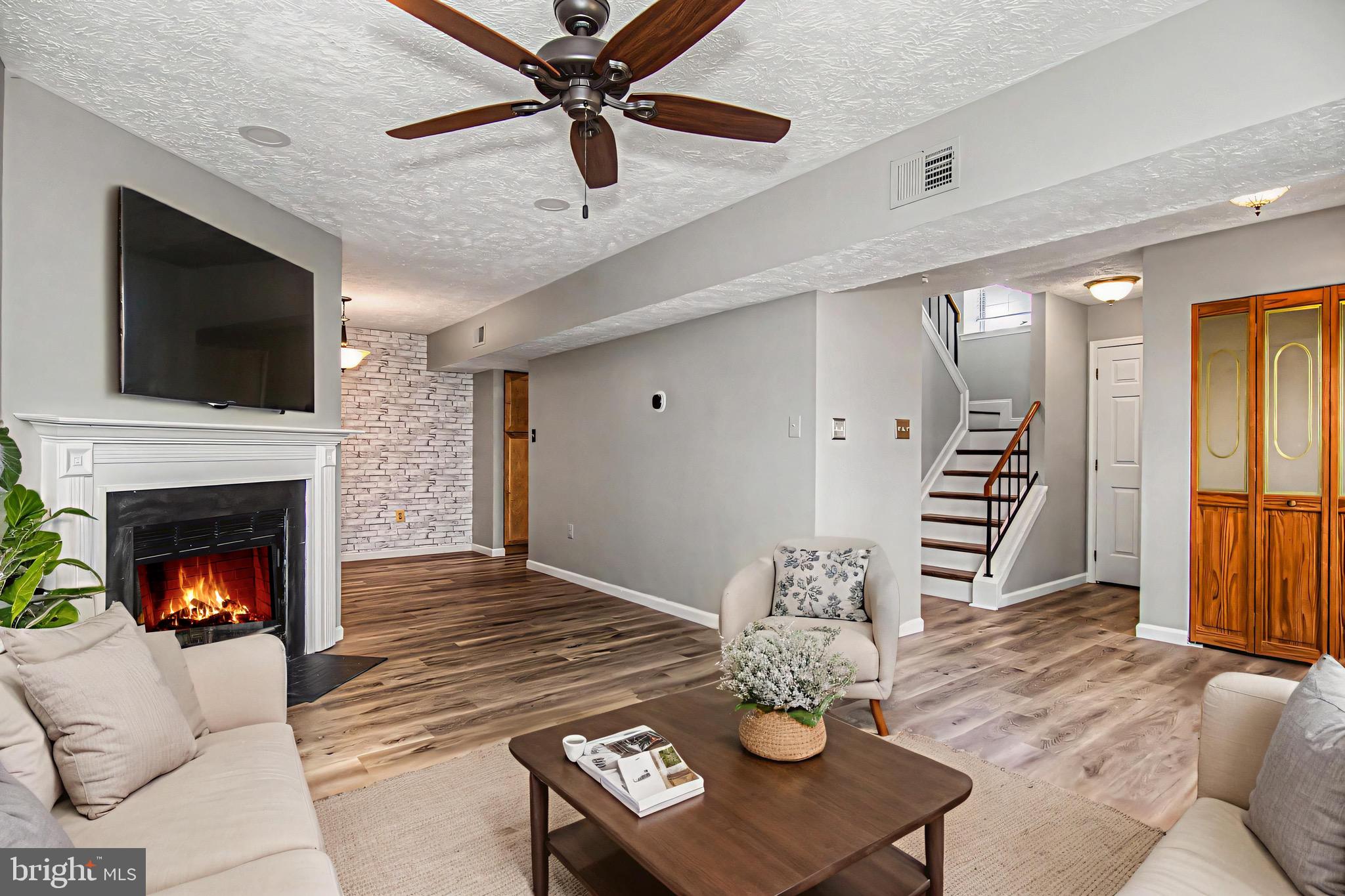 SINGLETONS GROVE - Residential