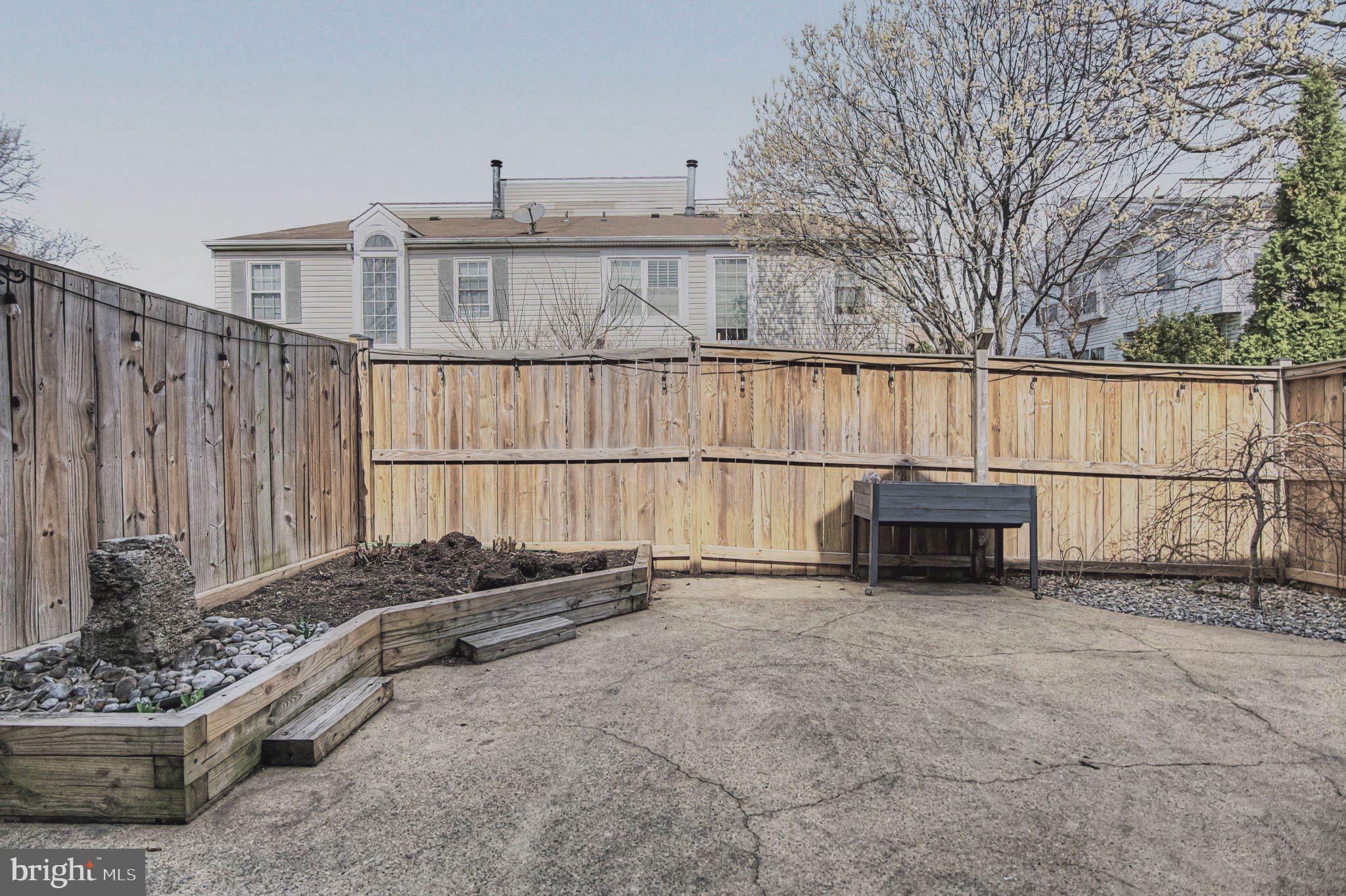 SINGLETONS GROVE - Residential