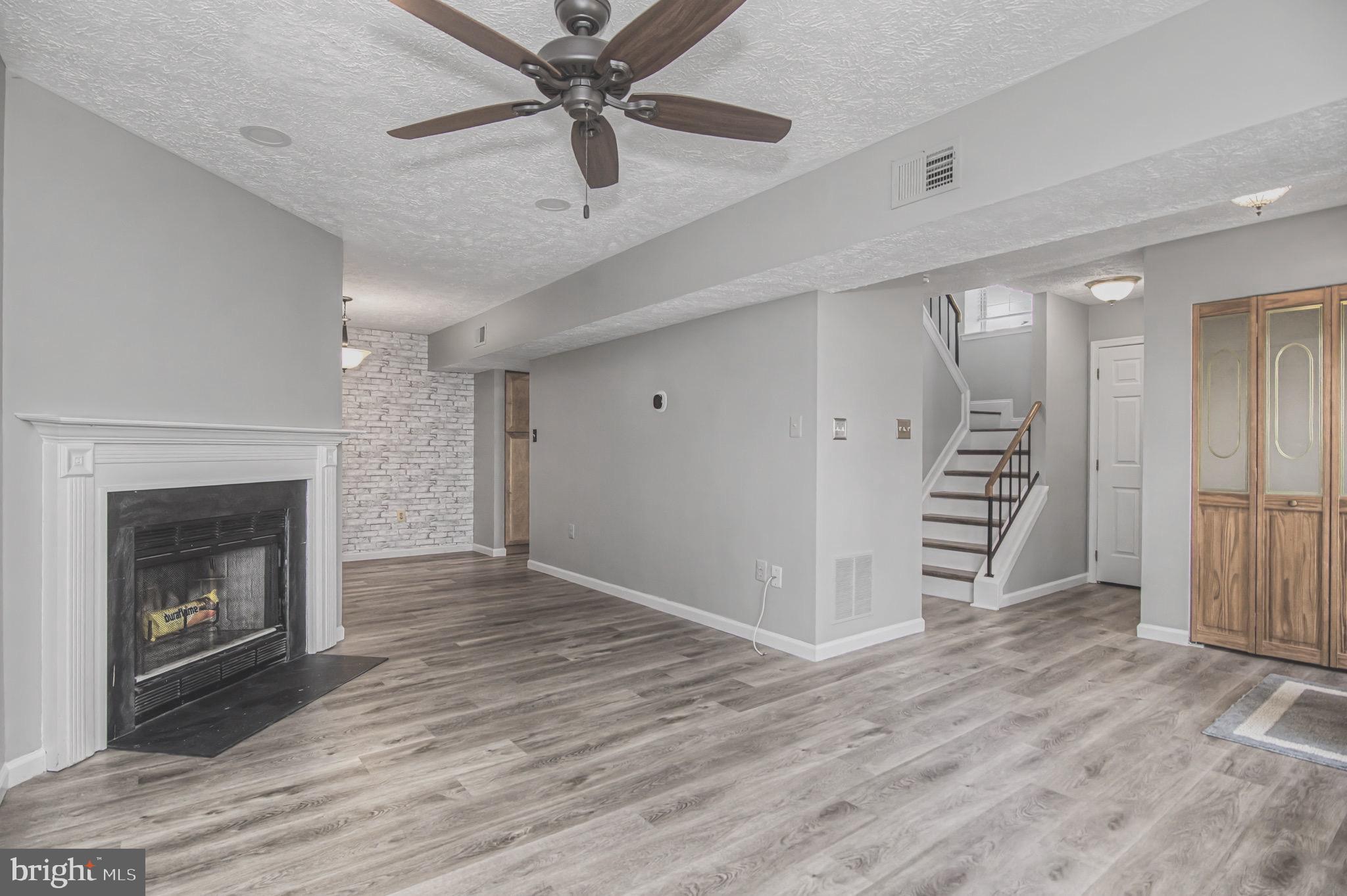 SINGLETONS GROVE - Residential