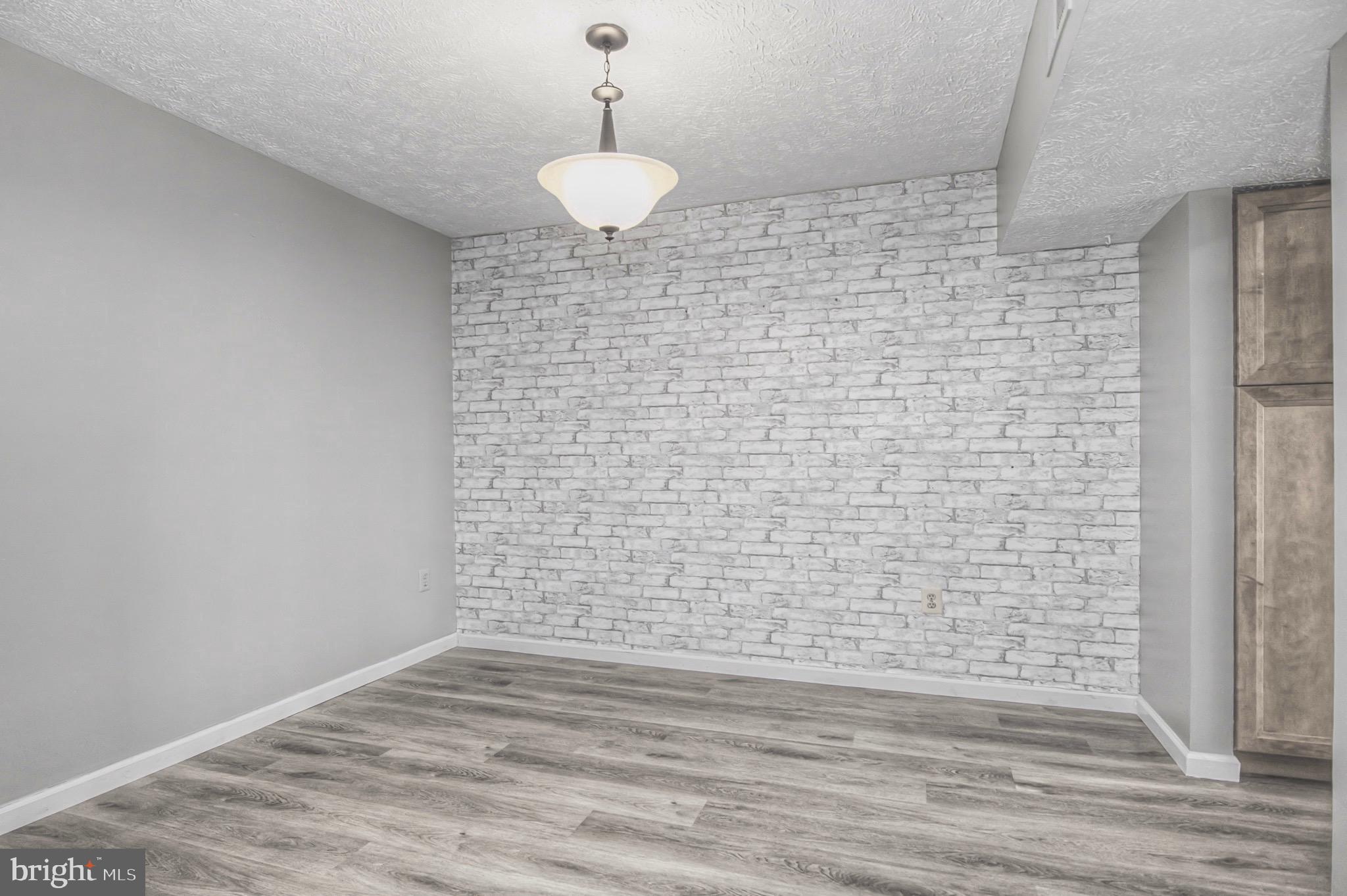 SINGLETONS GROVE - Residential