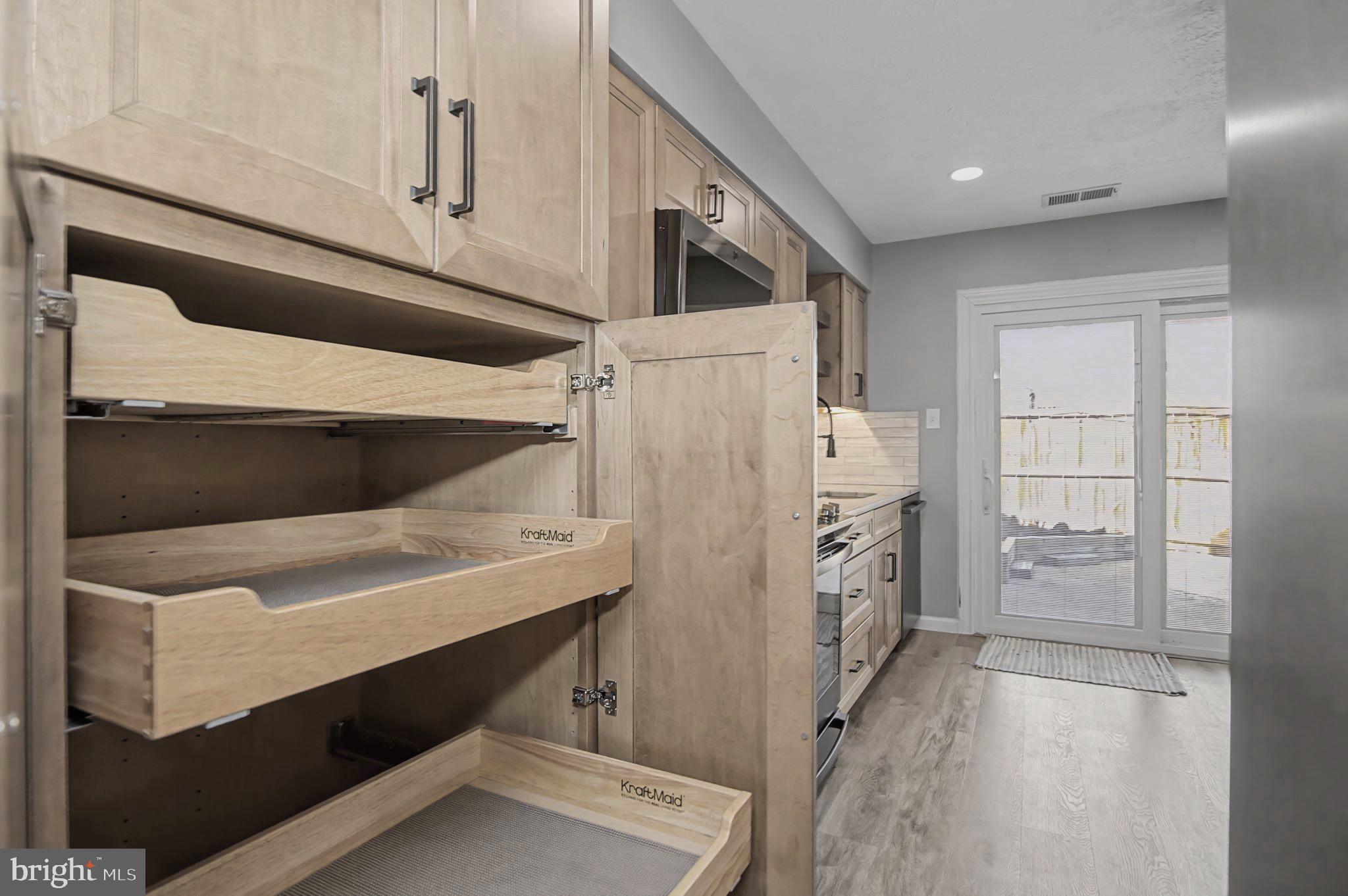 SINGLETONS GROVE - Residential