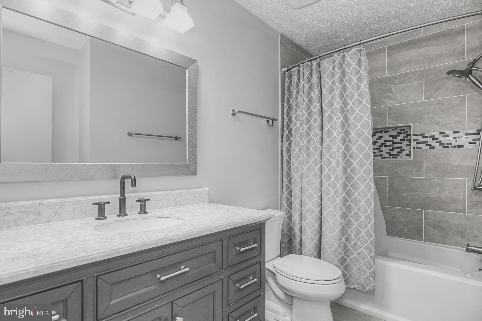 SINGLETONS GROVE - Residential