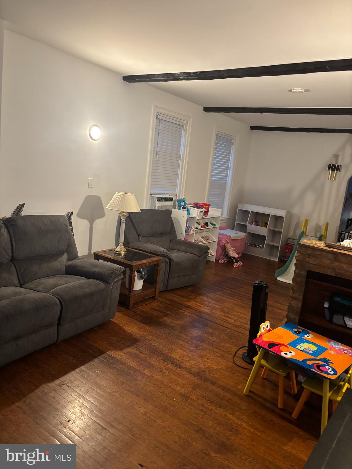PORT RICHMOND - Residential