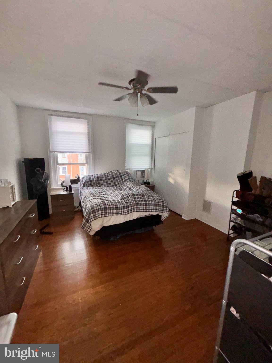 PORT RICHMOND - Residential
