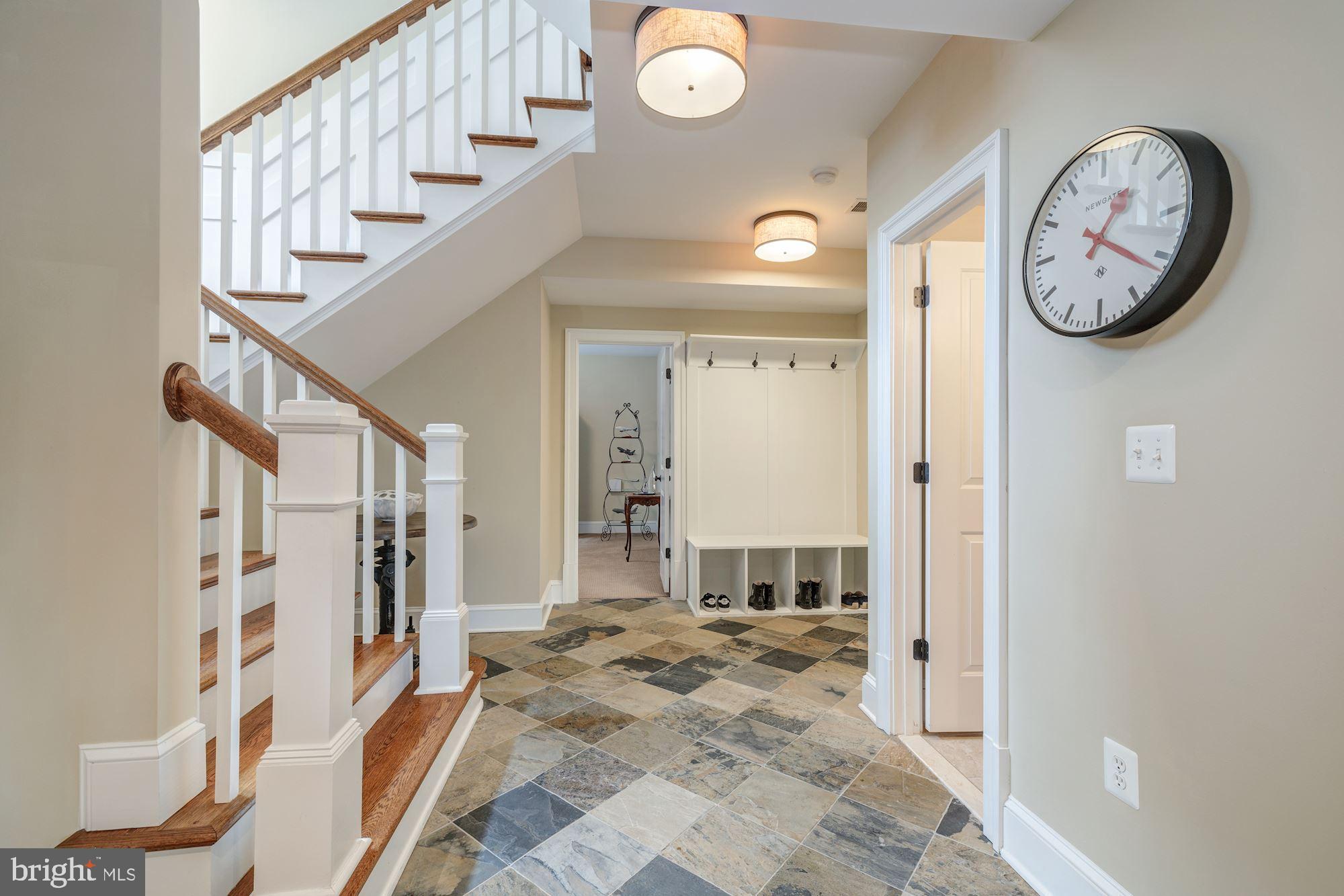 NORTH ARLINGTON - Residential