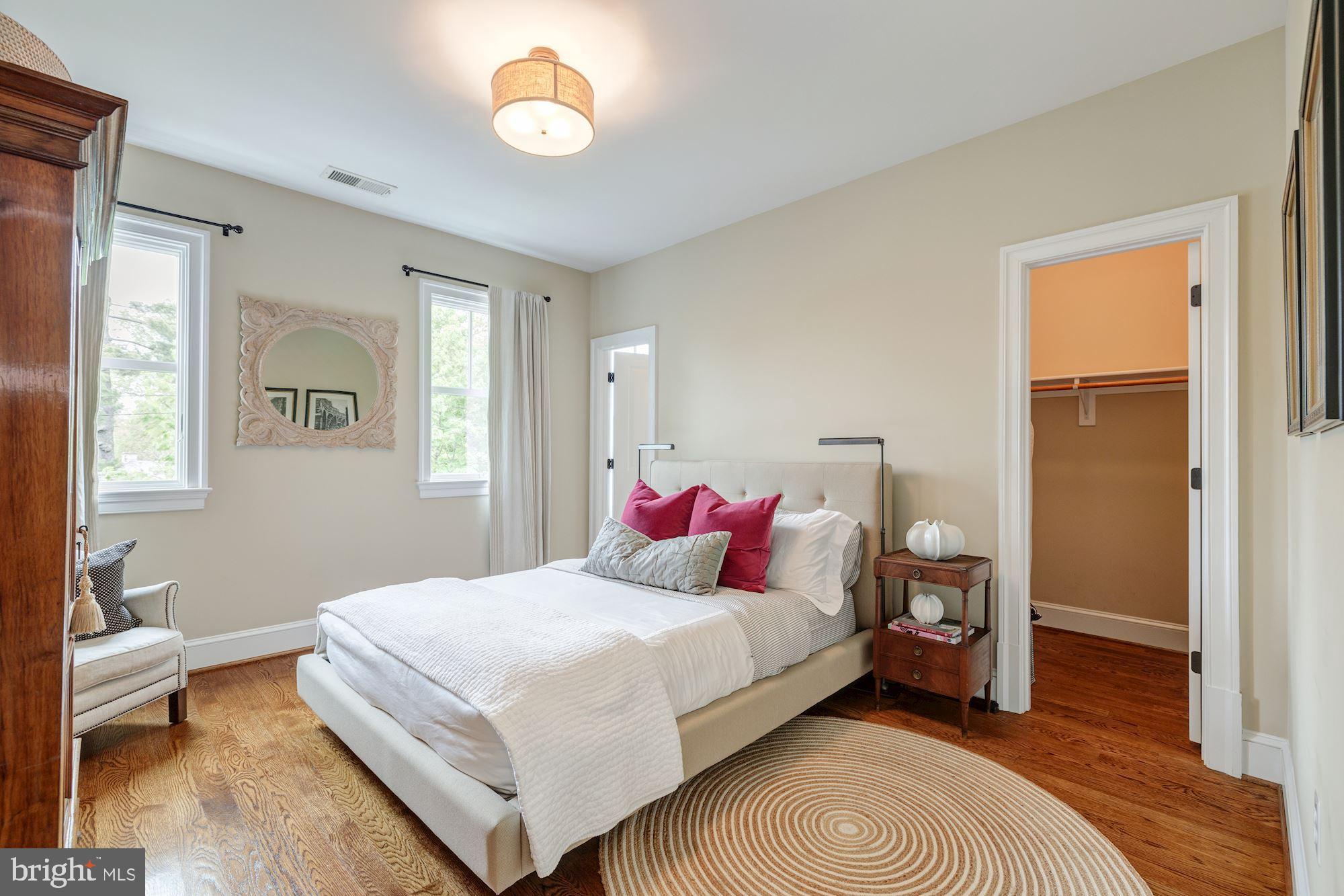 NORTH ARLINGTON - Residential