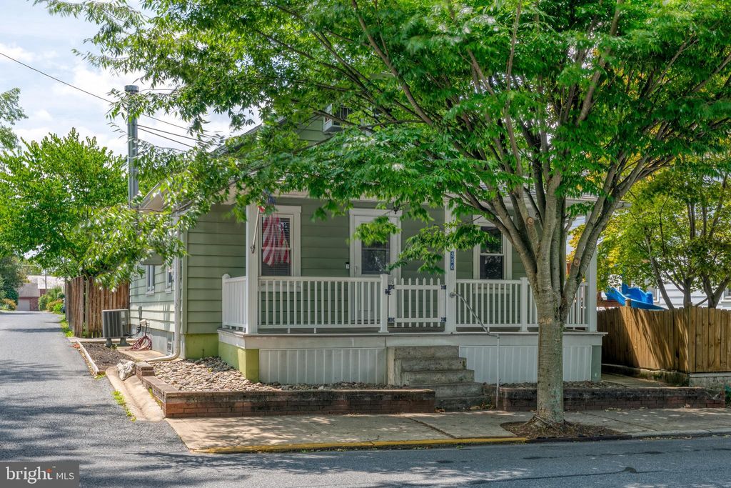 Photo of 320 S Cedar Street, Lititz, PA 17543 (MLS # PALA2053476)