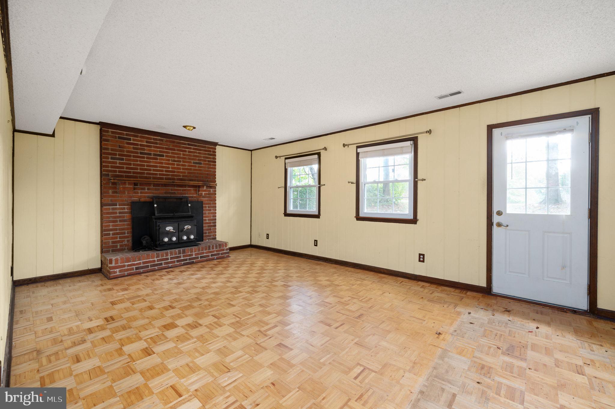 AQUIA HARBOUR - Residential