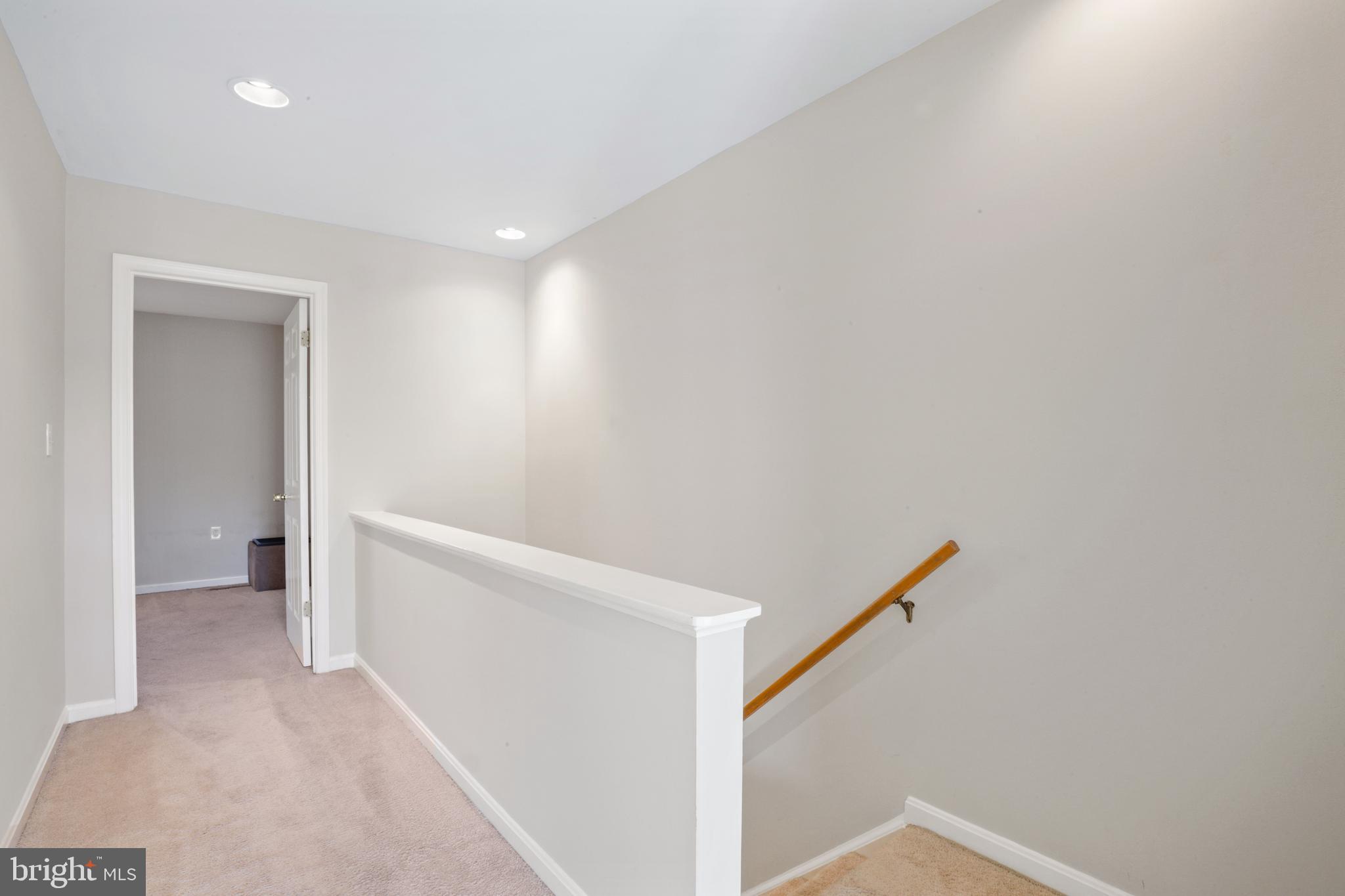 ROLAND PARK - Residential Lease