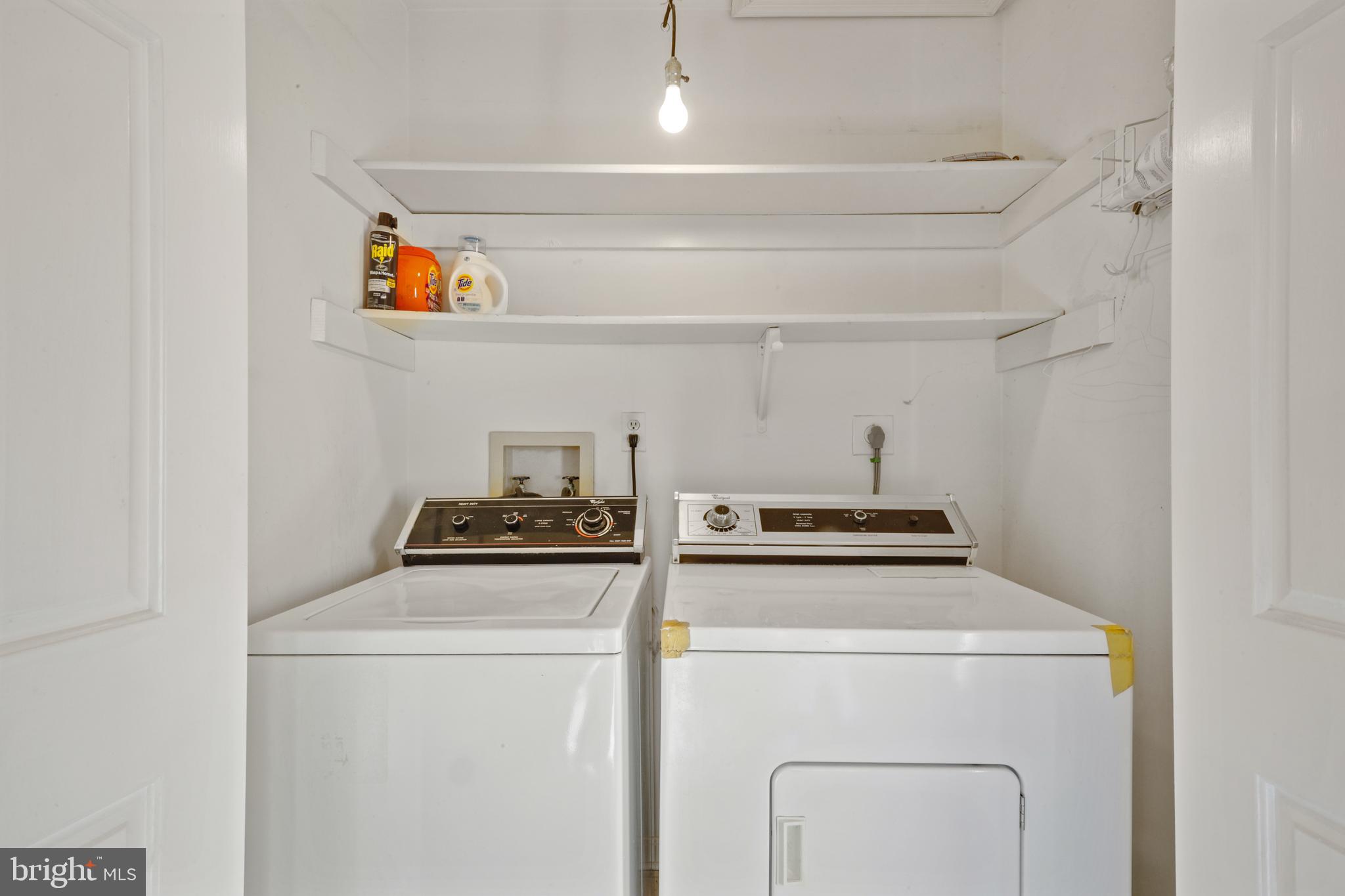 ROLAND PARK - Residential Lease