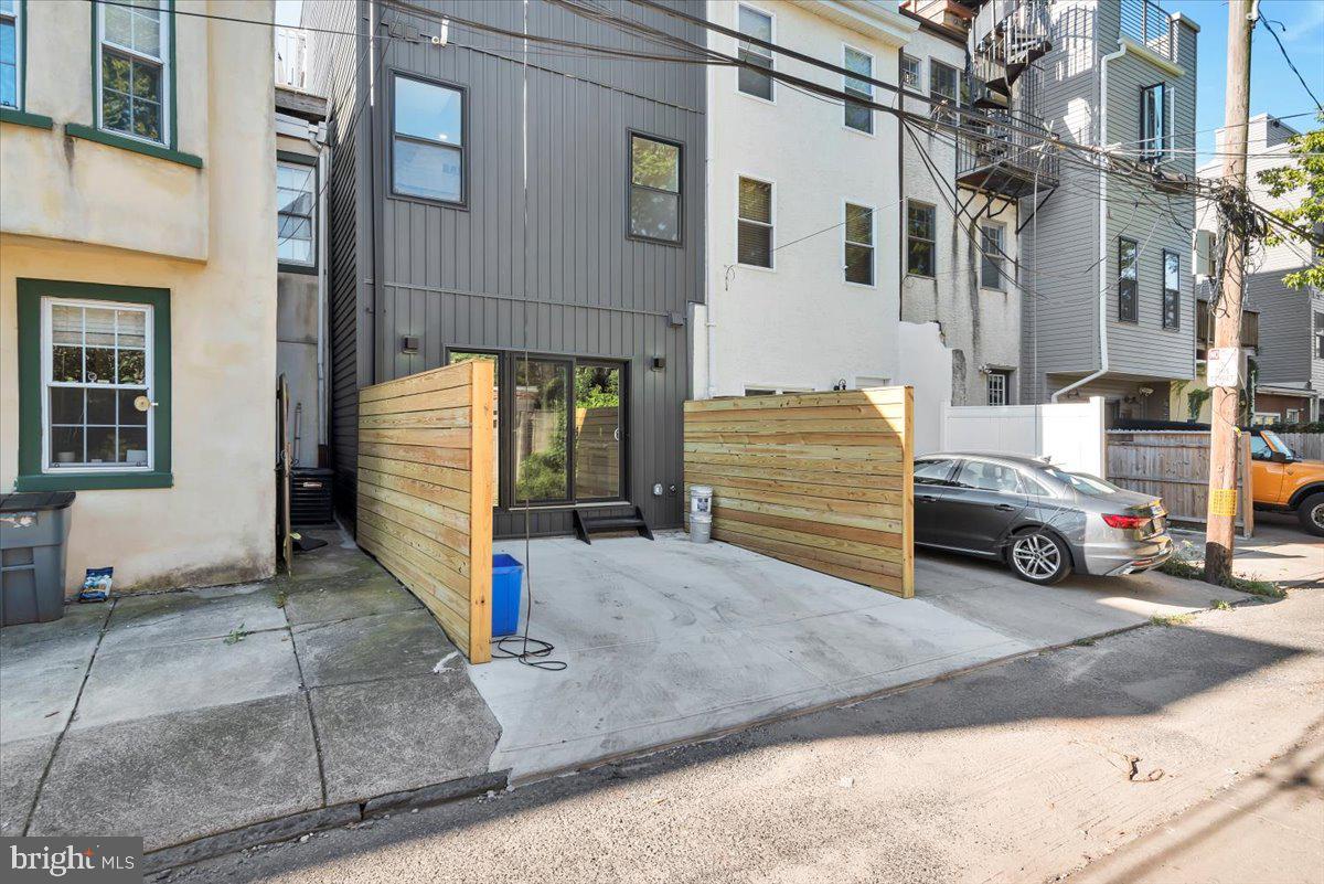 GRADUATE HOSPITAL - Residential