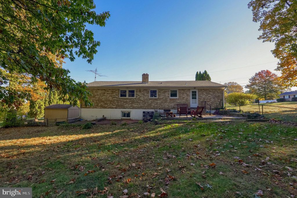 Photo of 2740 Whitney Drive, YORK, PA 17402 (MLS # PAYK2092828)