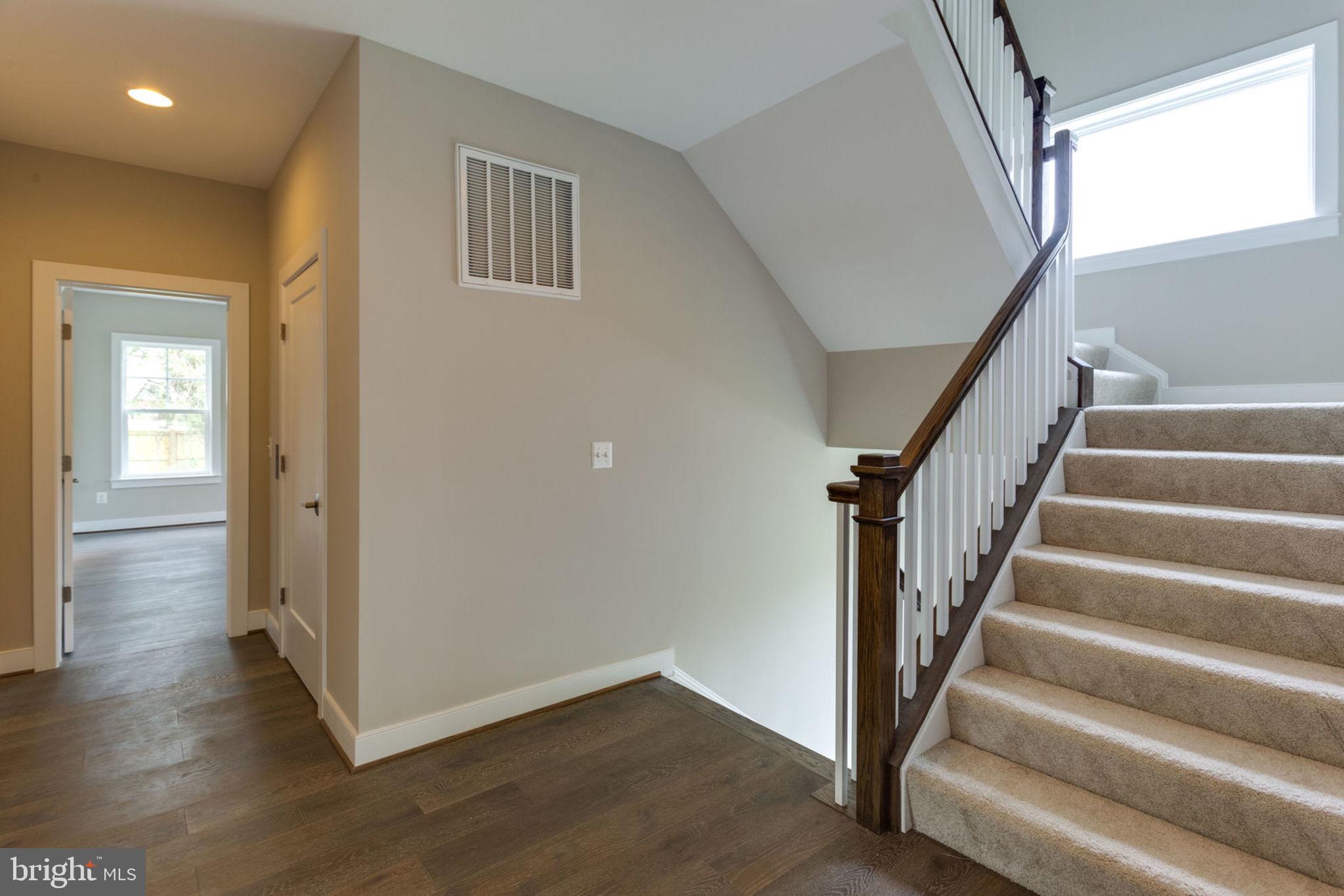 ALCOVA HEIGHTS - Residential